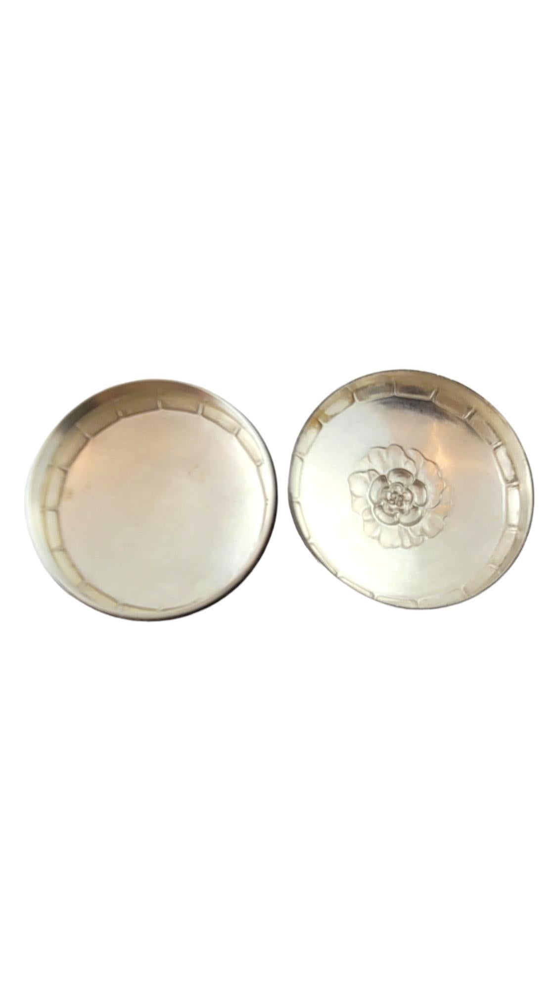 Women's Vintage Georg Jensen Denmark Sterling Silver Floral Pill Box #79D Dated  #17601