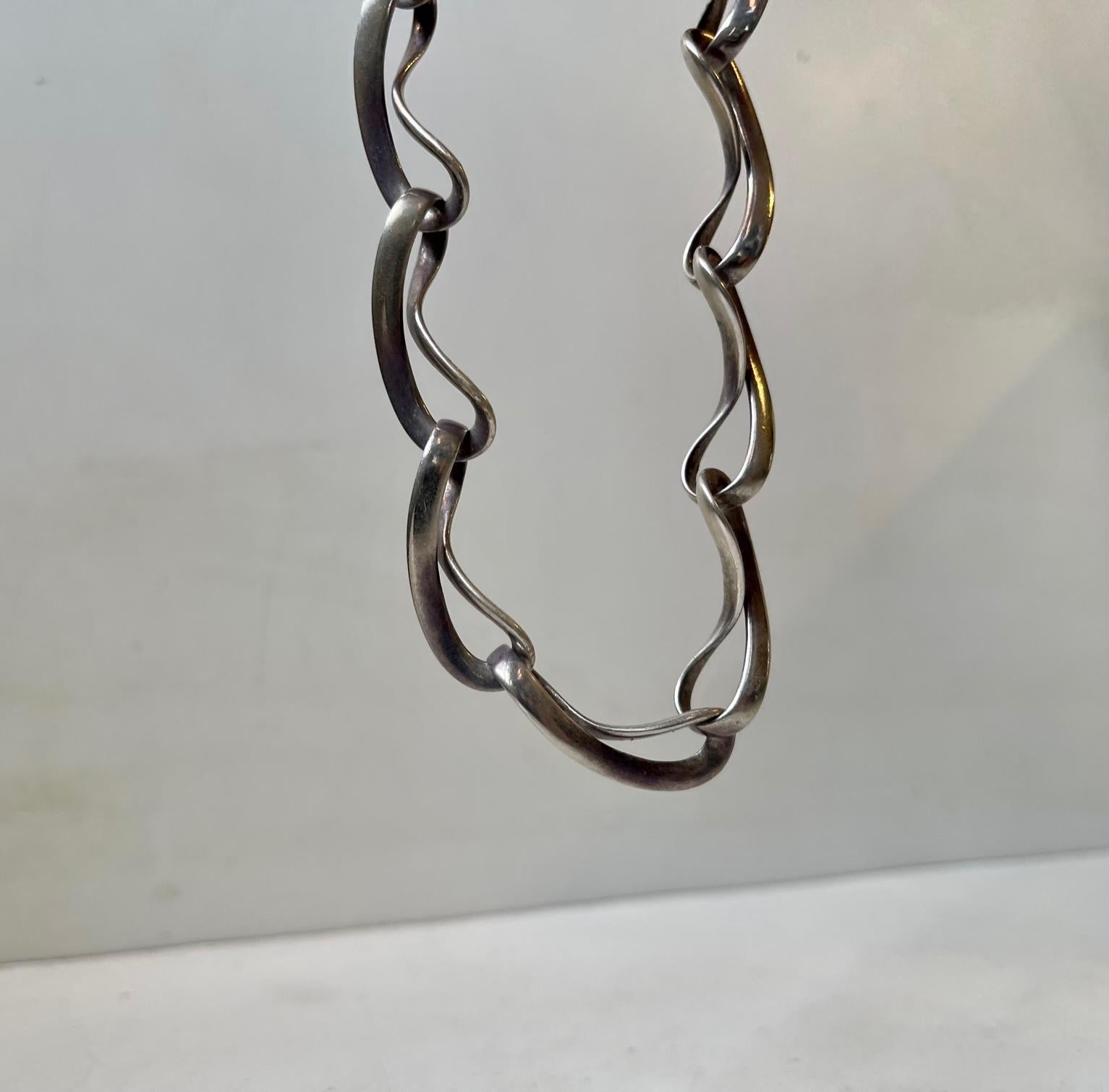 Modern Vintage Georg Jensen Infinity Silver Necklace, No. 452, Regitze Overgaard For Sale