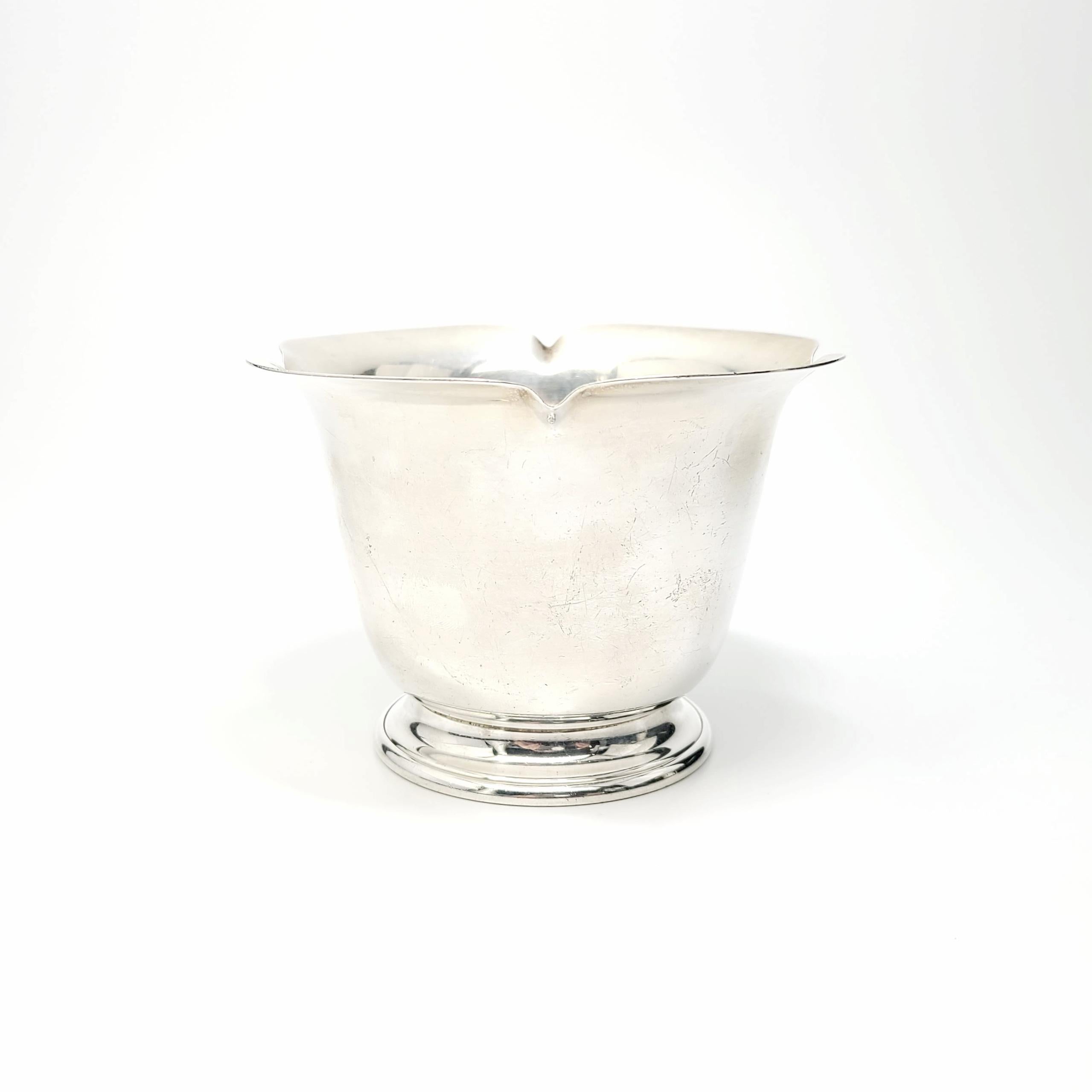 Vintage Georg Jensen USA Sterling Silver Small Flower Bowl In Good Condition In Washington Depot, CT