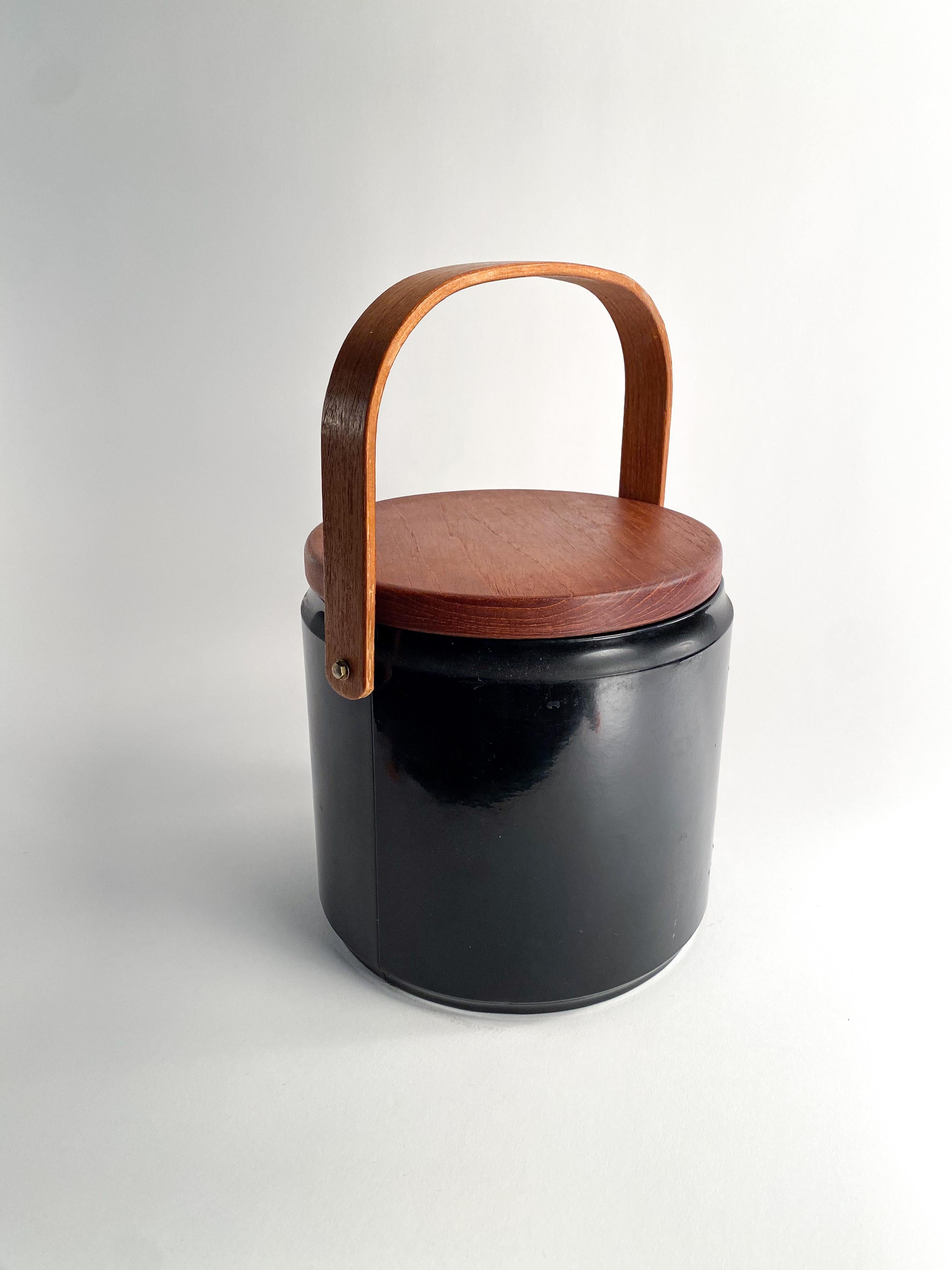 Mid-Century Modern Vintage George Briard lce Bucket For Sale