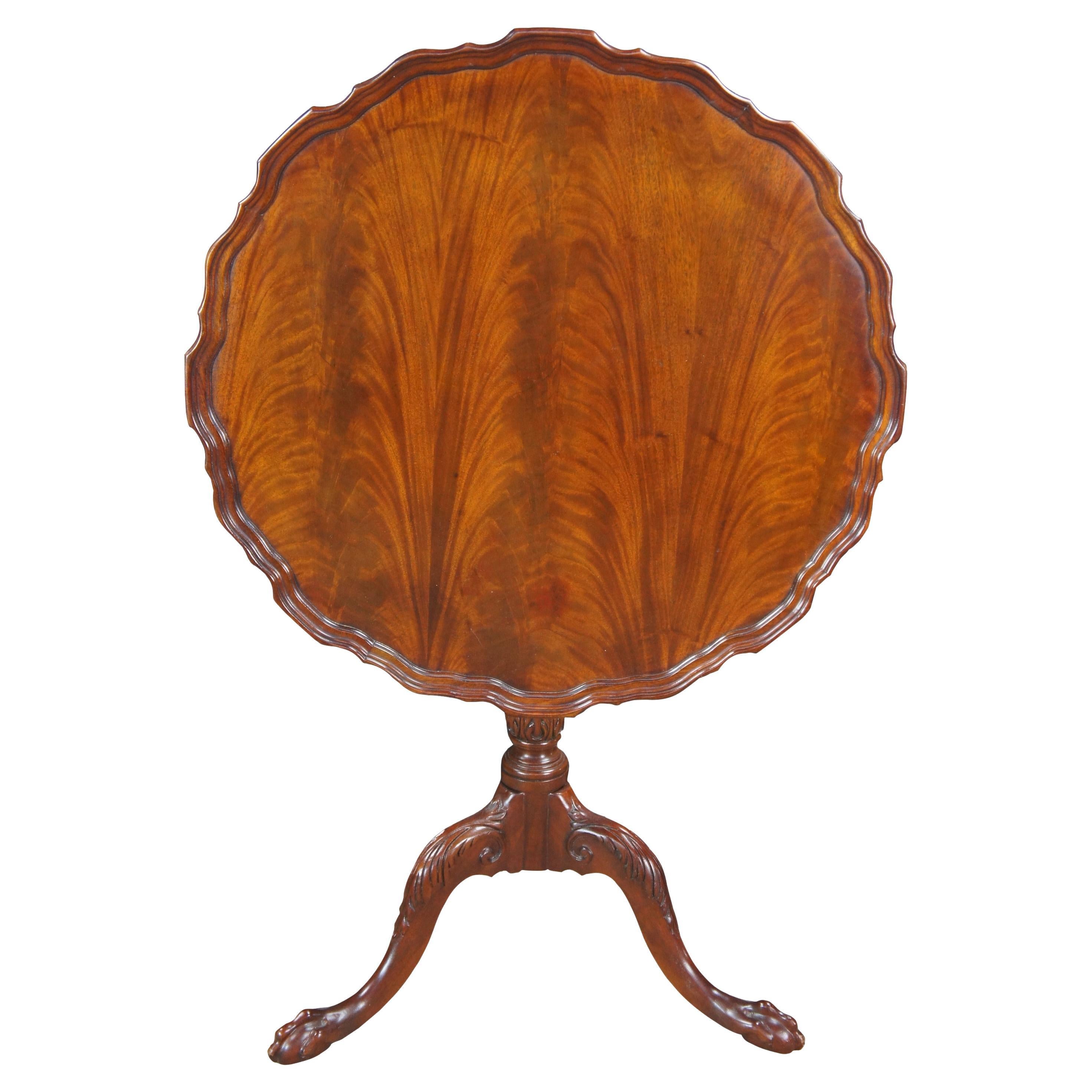 Vintage George II Style American Flame Mahogany Pie Crust Tilt Top Tea Table