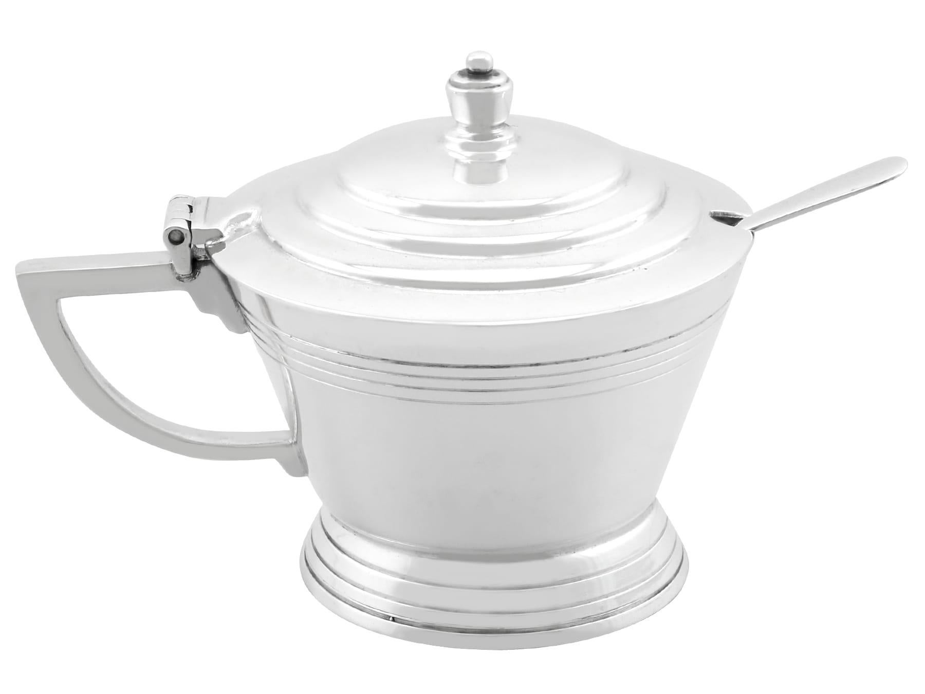 Service à condiments vintage de style Art déco George VI en argent sterling (1947) Excellent état - En vente à Jesmond, Newcastle Upon Tyne