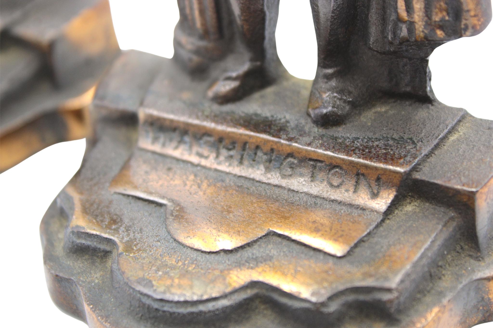 Vintage George Washington Standing Bookends In Good Condition In Colorado Springs, CO