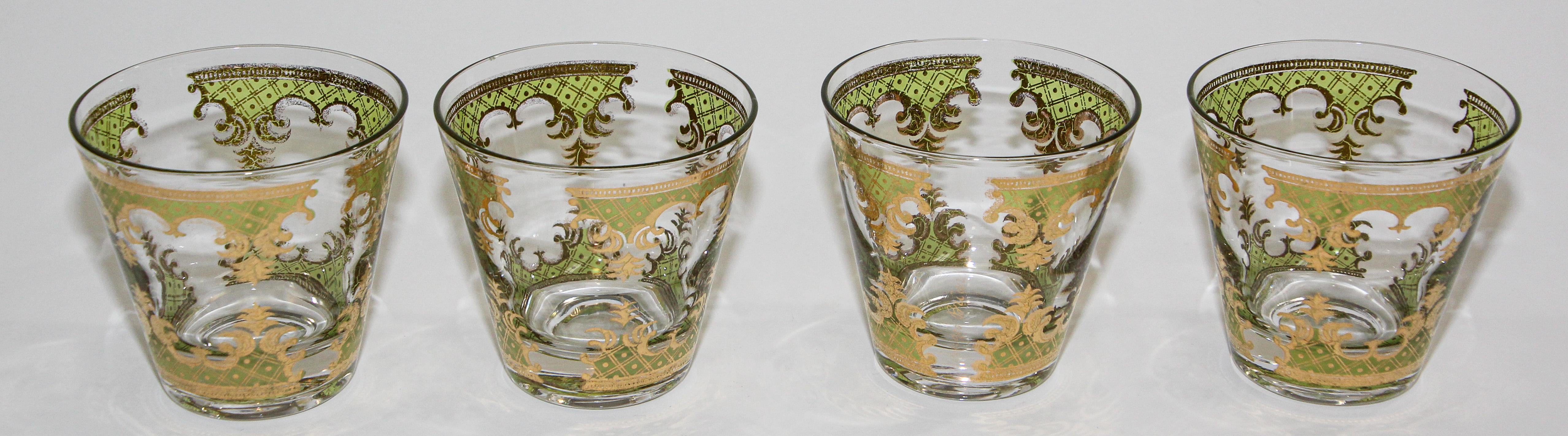 Vintage Georges Briard Mid-Century Modern glasses barware - Set of 4
Elegant exquisite vintage set of 4 rock glasses designed by Georges Briard.
They will create a dramatic display for a back bar or table setting.
Midcentury low ball cocktail