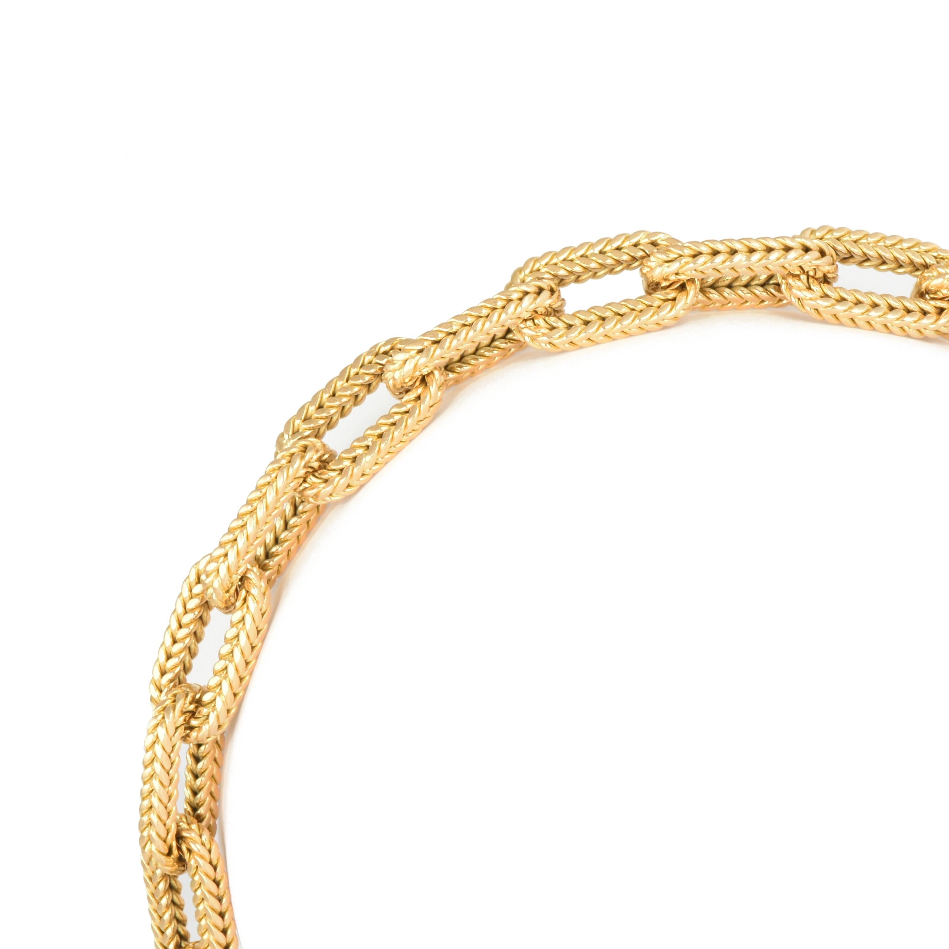 Vintage Georges L'enfant für O.J Perrin, 18 Karat geflochtenes Goldgliederarmband im Zustand „Gut“ in Wilmslow, GB