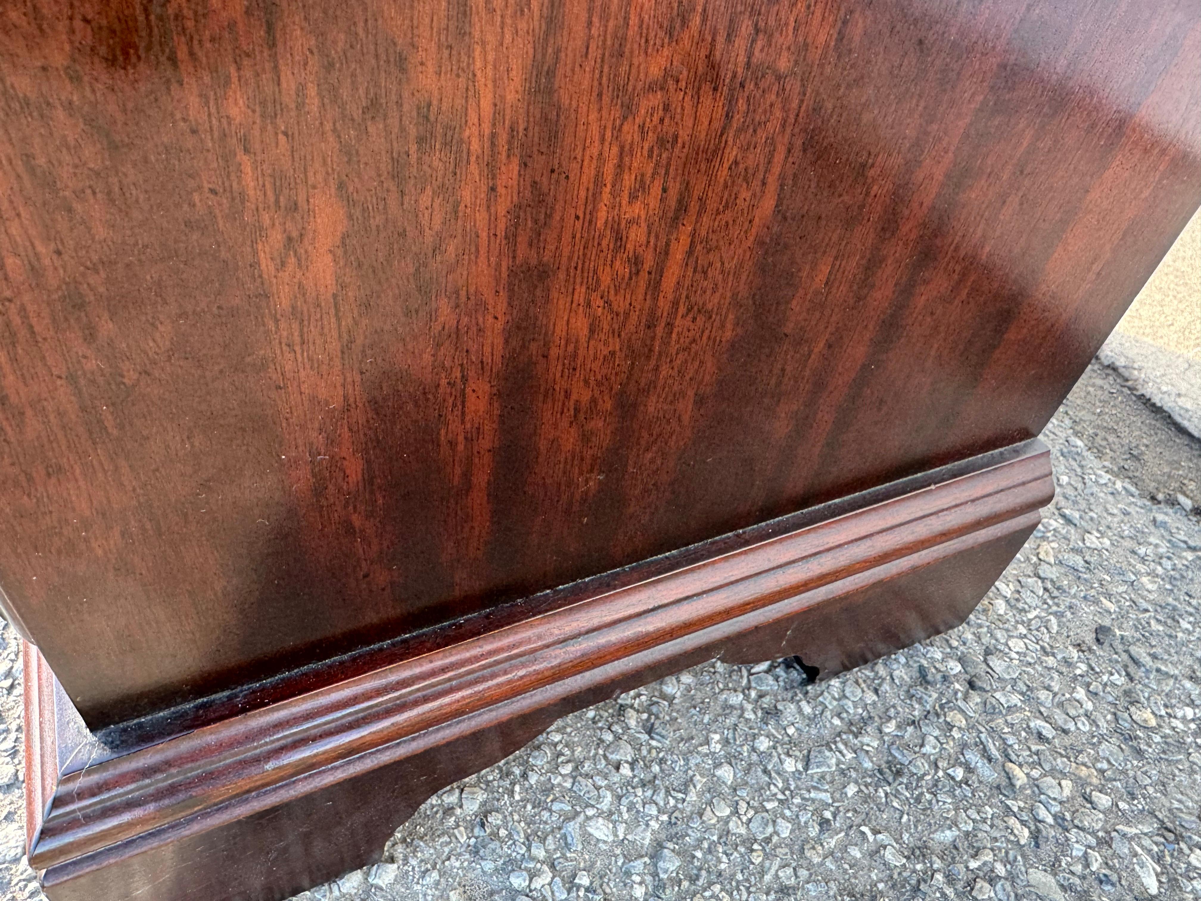 Comodino georgiano d'epoca in mogano nero / Cassettiera d'argento a 4 cassetti in vendita 6