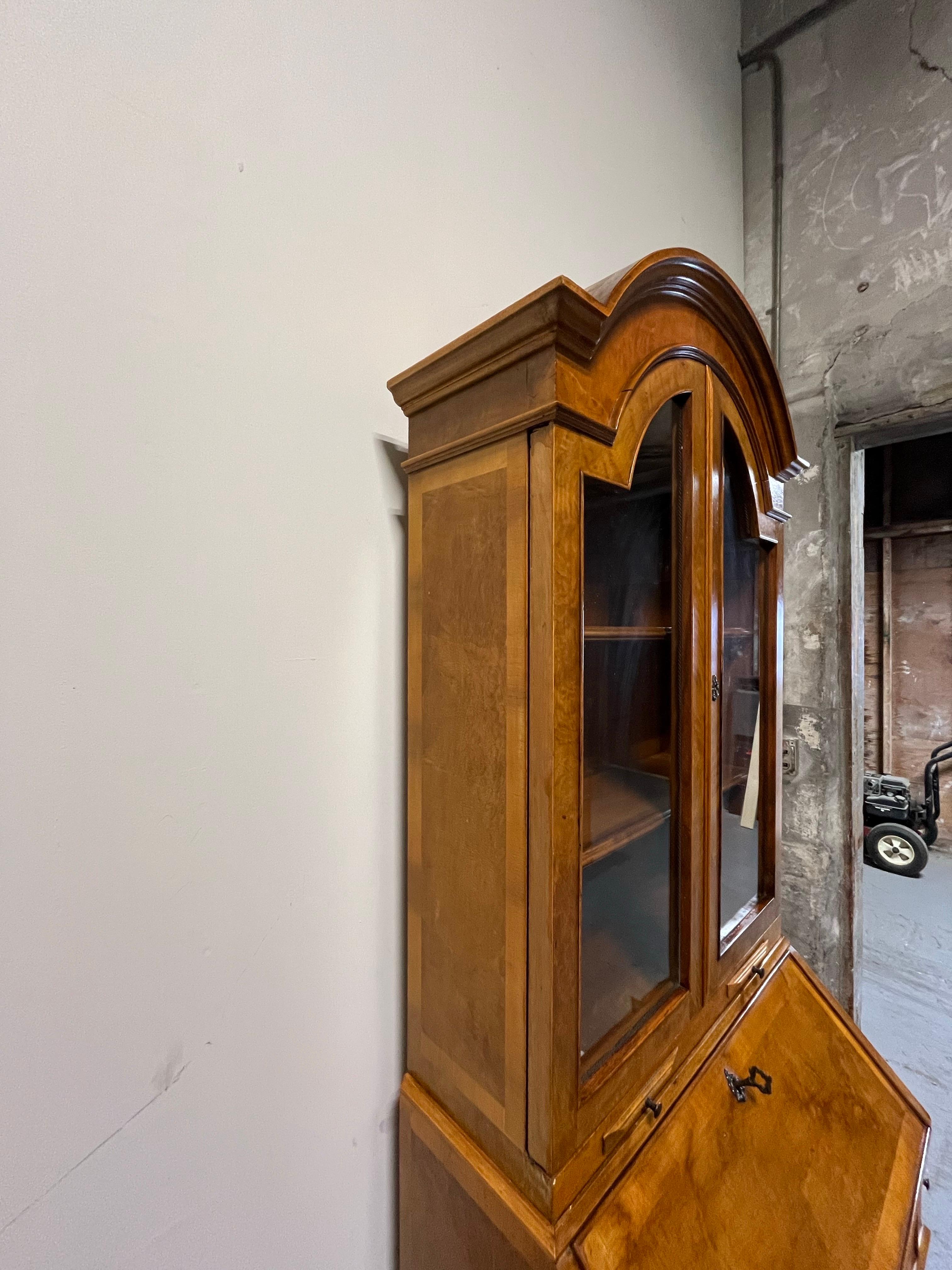Vintage Georgian Burl Secretary Bookcase Italy For Sale 2