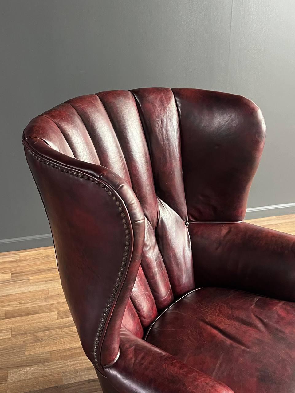 Vintage Georgian Chesterfield Style Leather Wing Back Chair 3