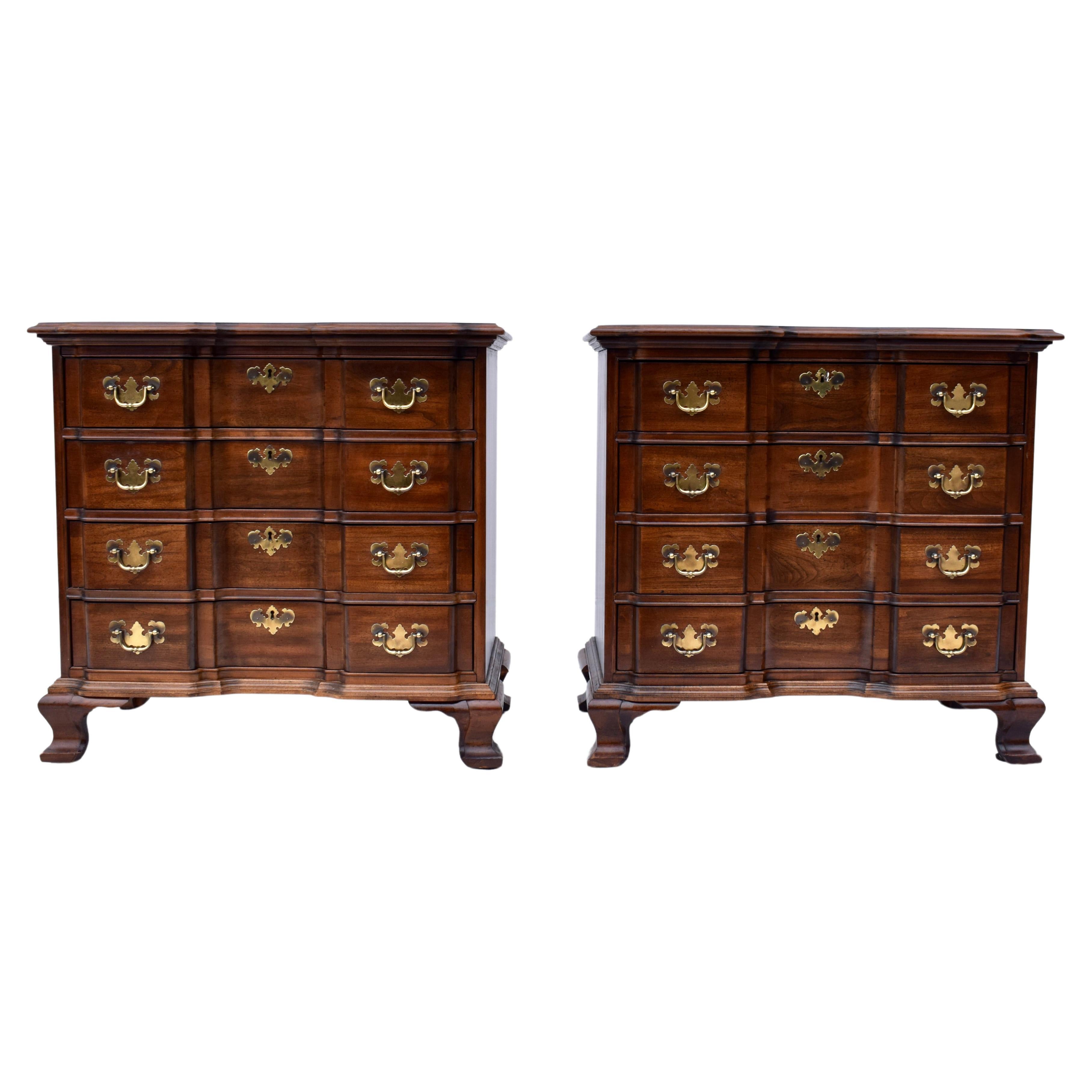 Vintage Georgian Goddard style Block Front Walnut Night Stands, a Pair For Sale