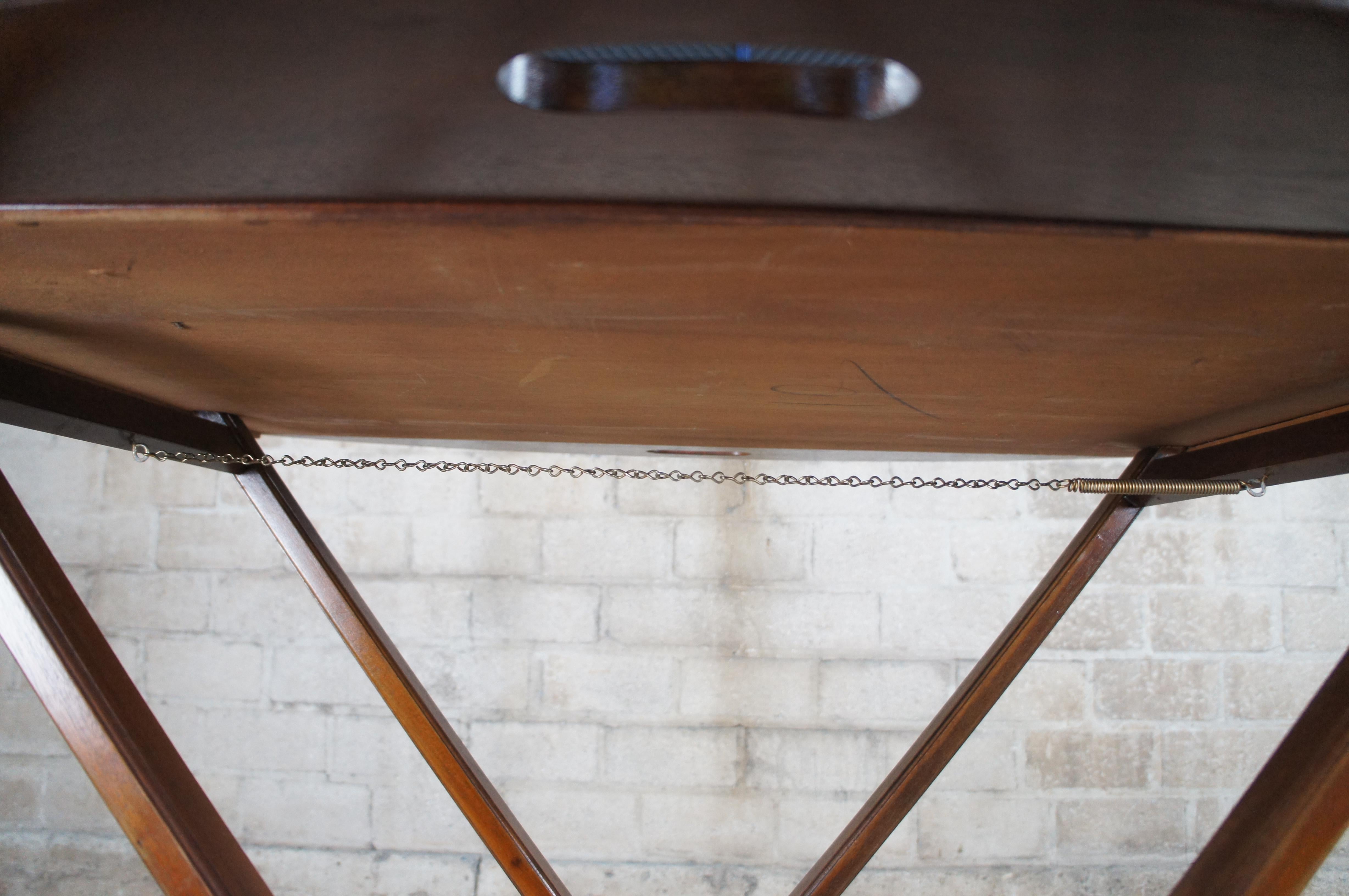 Vintage Georgian Mahogany Campaigner Style Butlers Folding Tray Table Dry Bar en vente 5