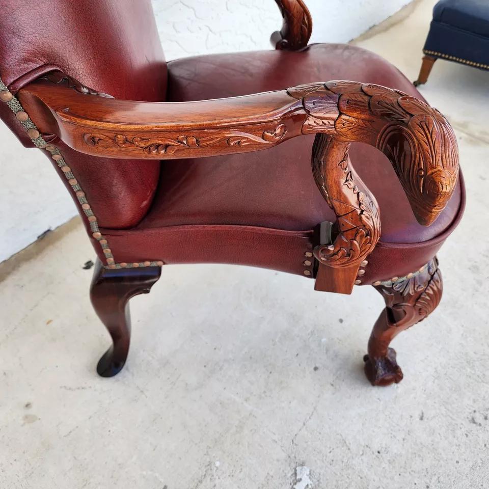 Vintage Georgian Mahogany Carved Eagle Leather Armchair For Sale 9