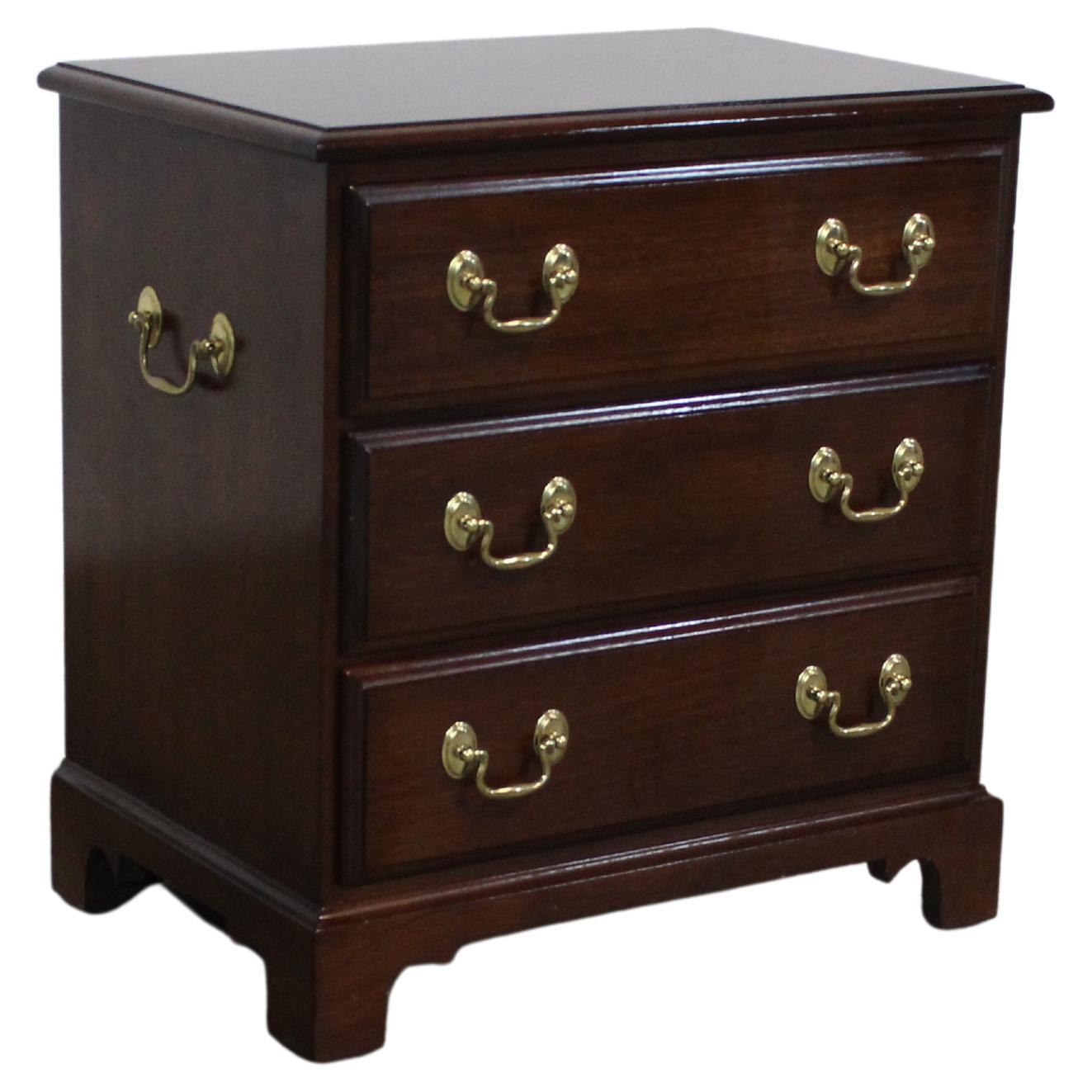 Vintage Georgian Mahogany Nightstand/3 Drawer Silver Chest For Sale
