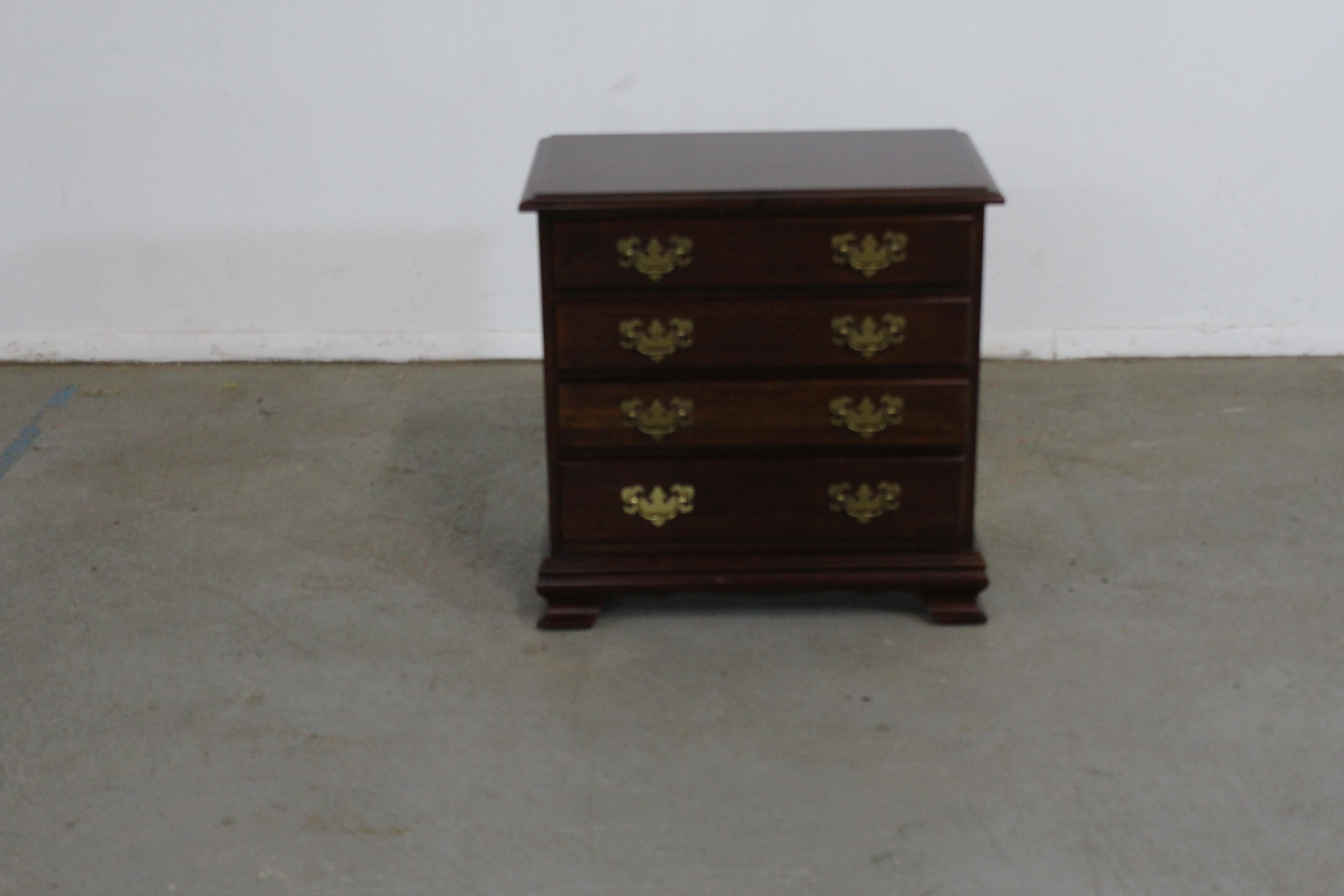 Vintage Georgian Mahogany Nightstand / 4 Drawer Silver Chest For Sale 7