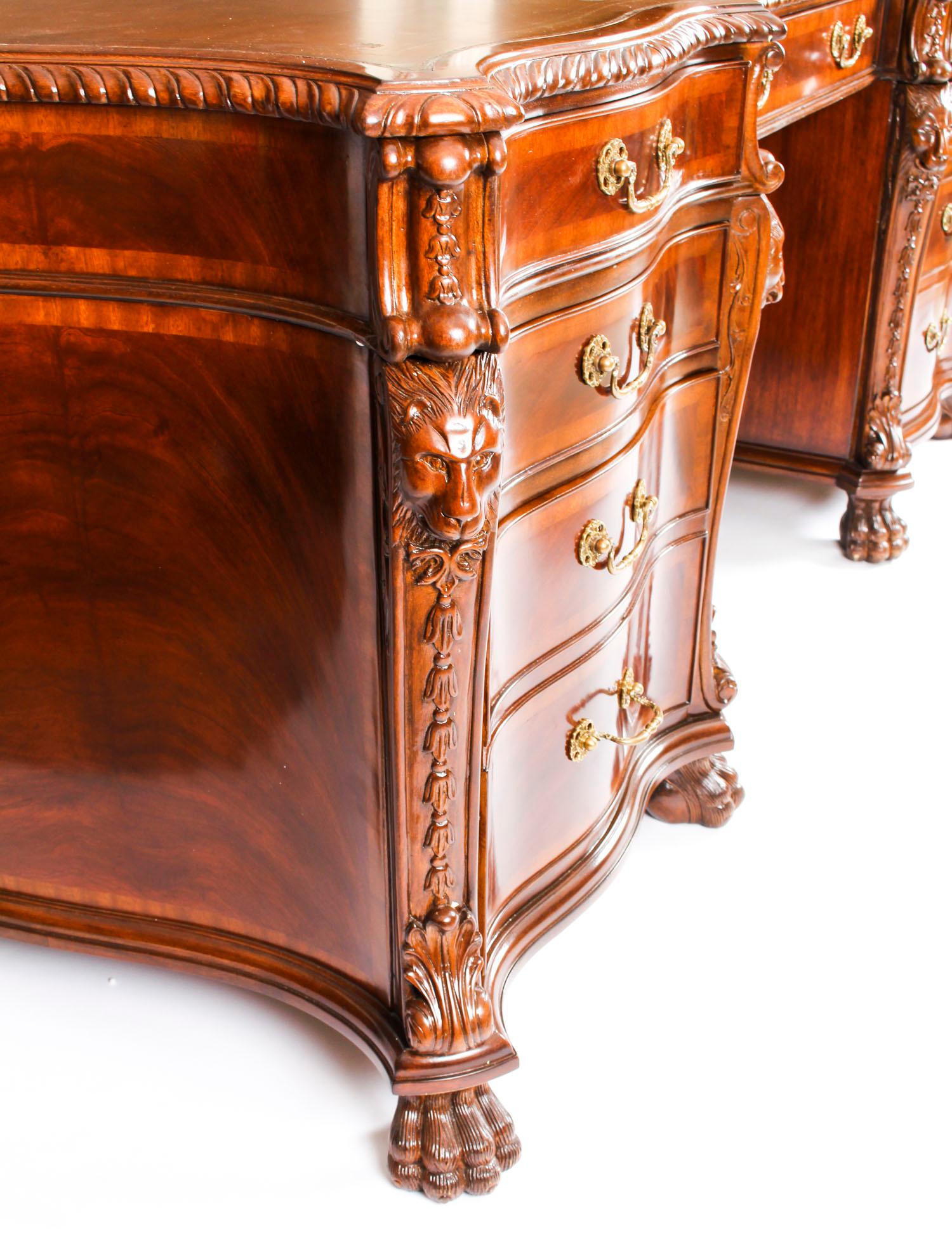 Vintage Georgian Revival Mahogany Lion's Head Partner's Desk, 20th Century 6