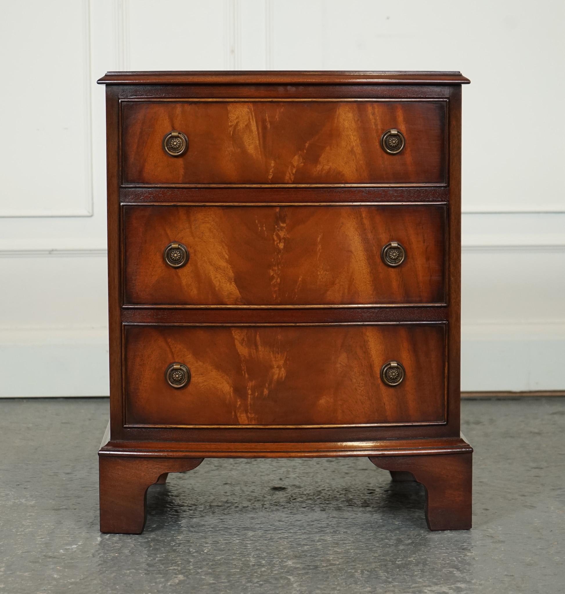 British ViNTAGE GEORGIAN STYLE CHEST OF DRAWERS BEVAN FUNELL J1 For Sale
