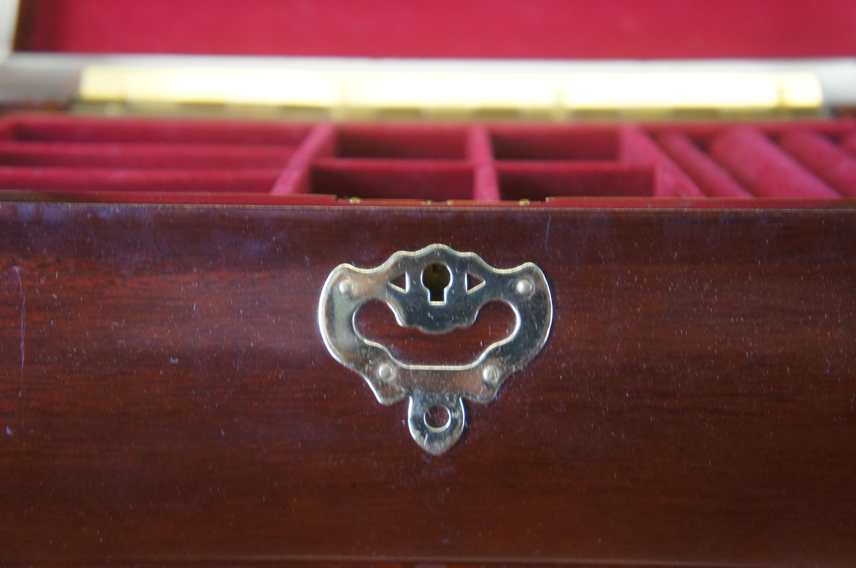 Vintage Georgian Style Mahogany Bombe Form Jewelry Box Casket Keepsake Colonial 2