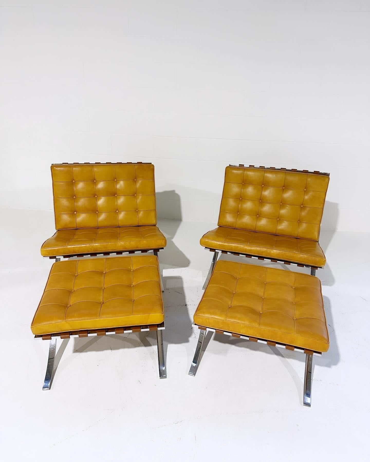 Américain Vintage Gerald R. Griffith Barcelona Chairs and Ottomans, Set of 4 en vente