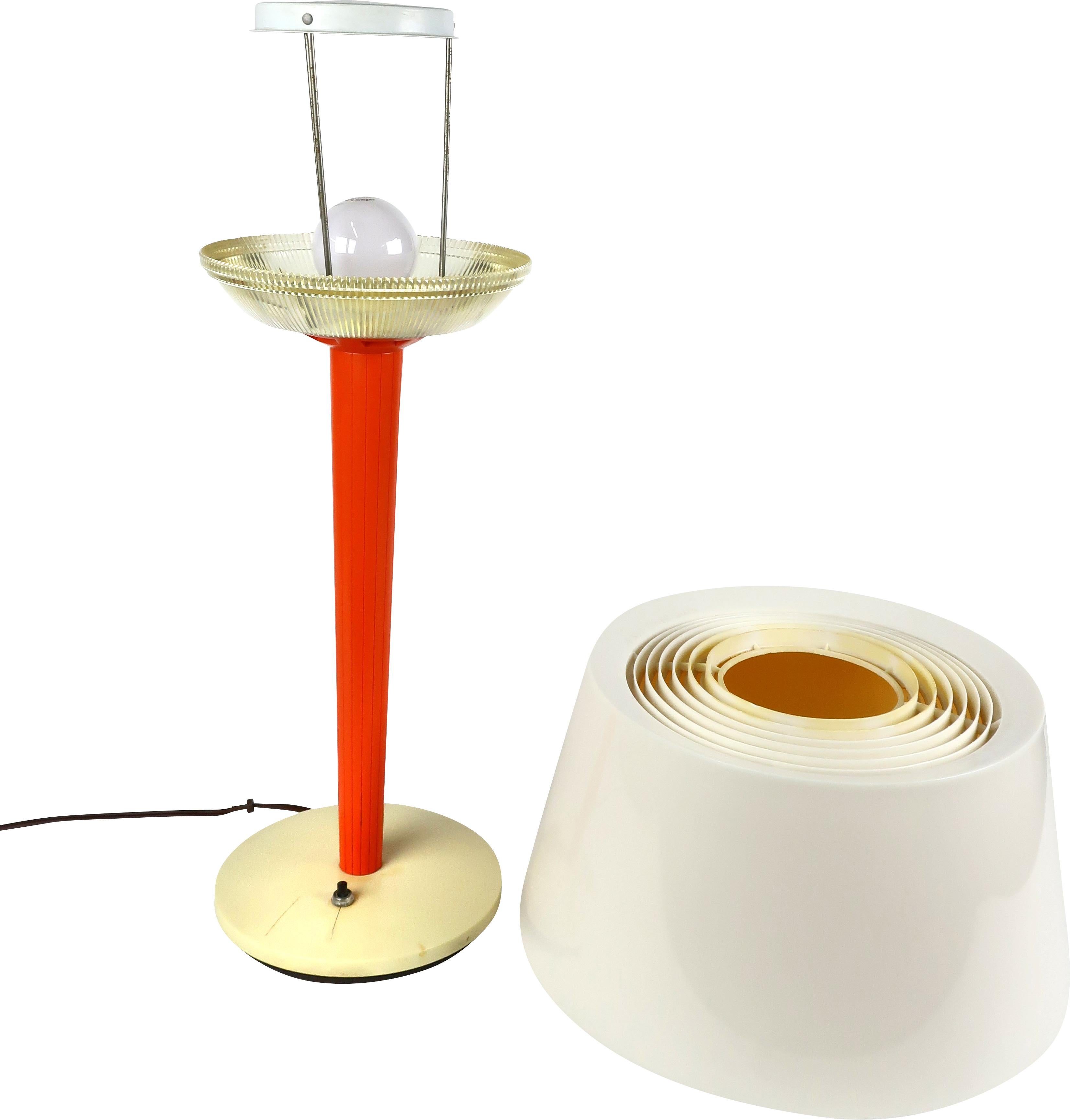 Mid-Century Modern Vintage Gerald Thurston for Lightolier Orange Table Lamp
