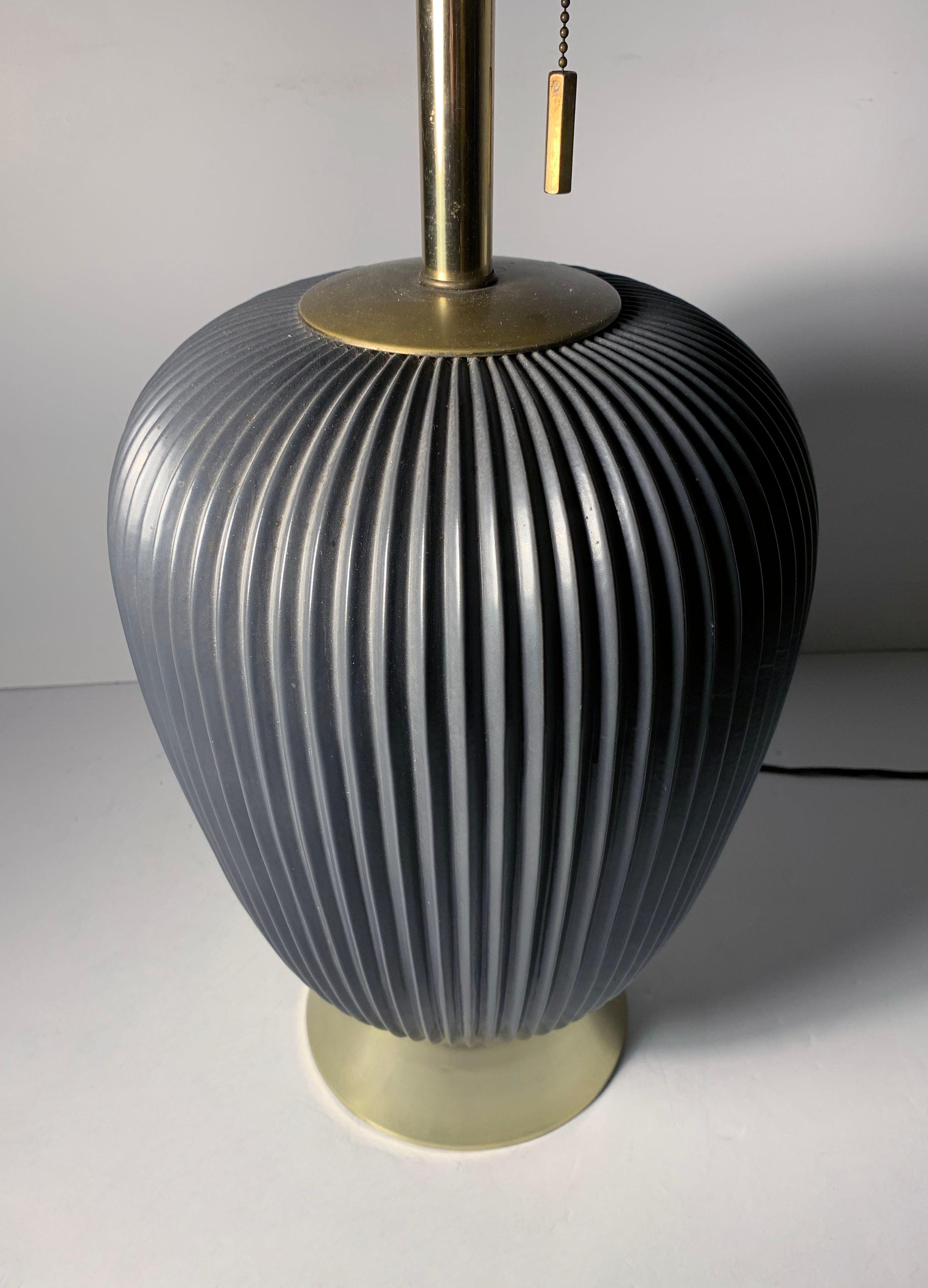 Lampe de bureau vintage gris foncé Gerald Thurston pour Lightolier « Studio Porcelains » Bon état - En vente à Chicago, IL