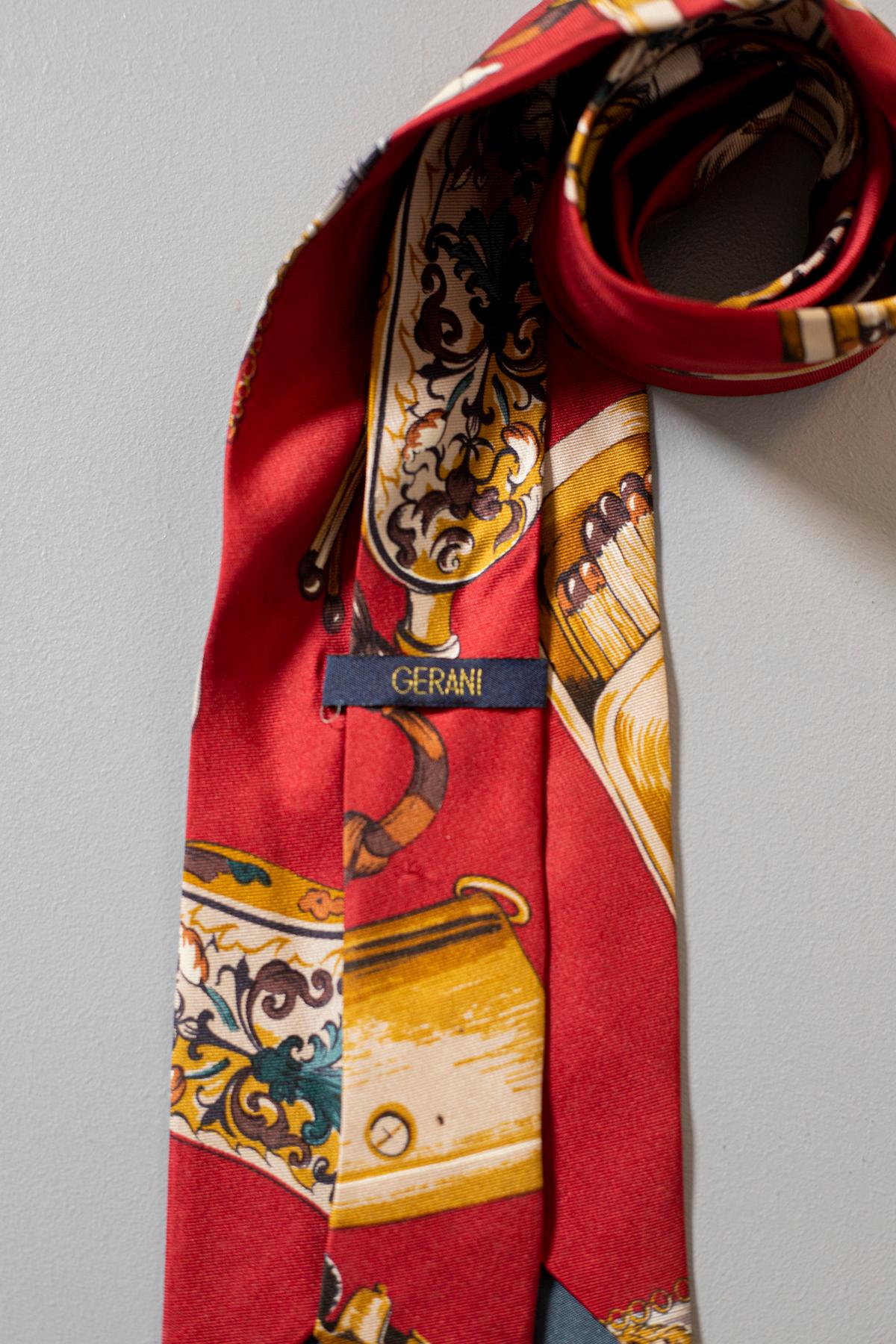 Men's Vintage Gerani 100% silk tie with particular designs  For Sale