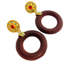 Vintage GERARD YOSCA gold Etruscan wood rhinestone designer runway clip on earri