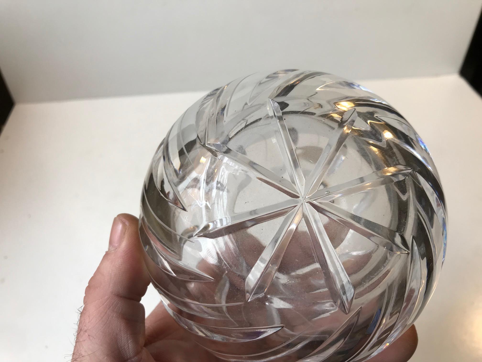crystal ball vase