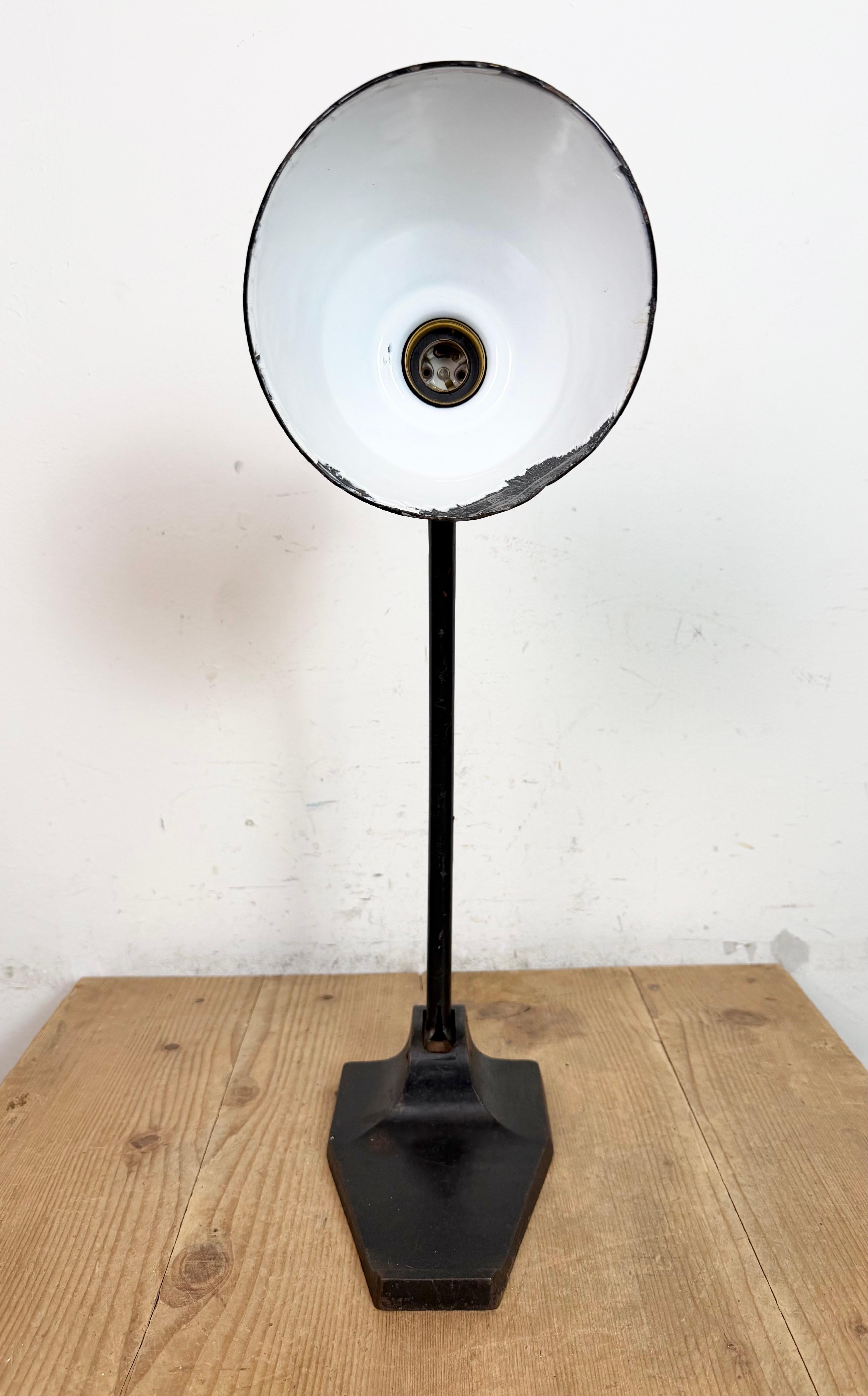 Lampe de table vintage allemande Bauhaus en émail au pétrole de Schaco, années 1930 en vente 6