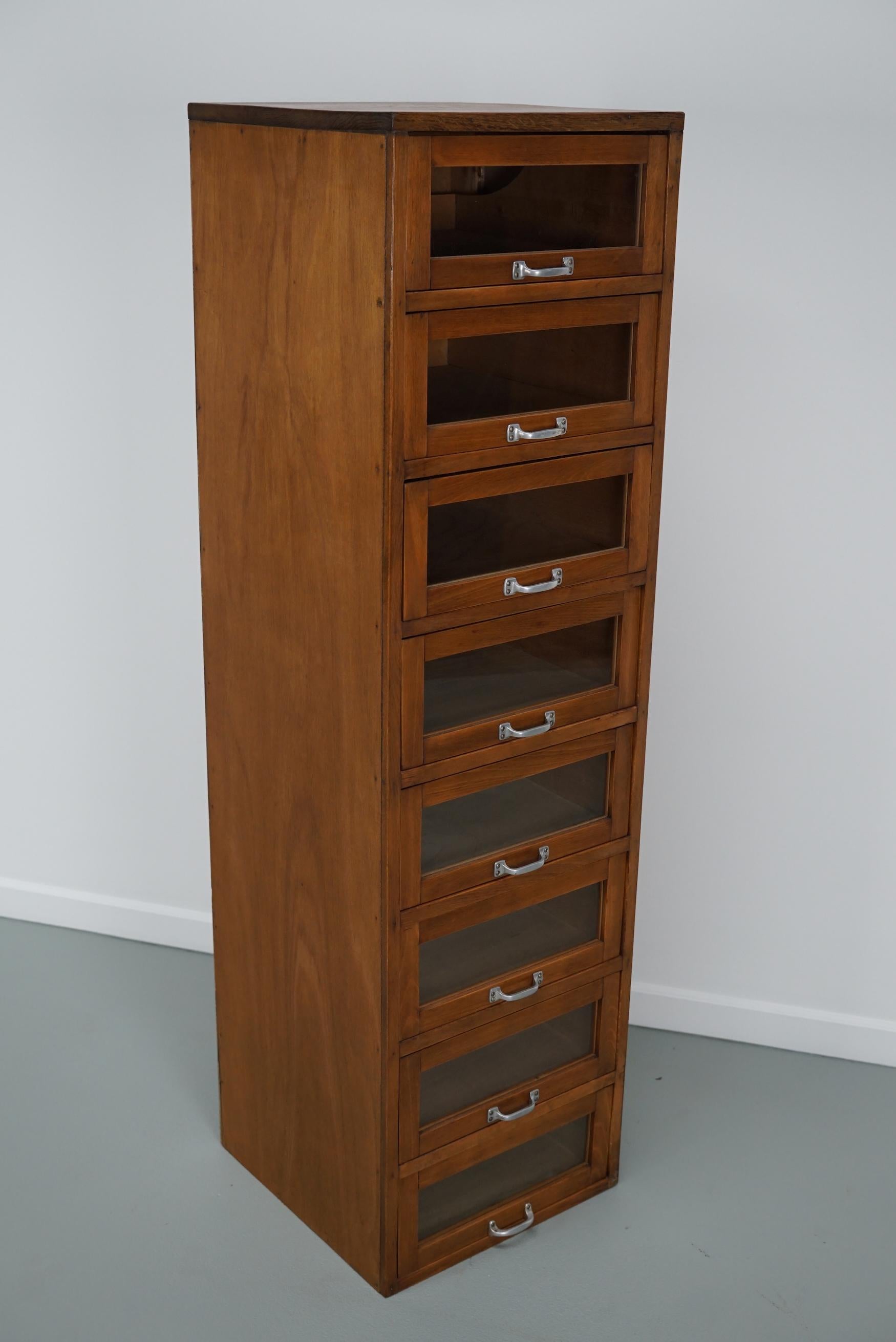 Vitrine / Meuble de mercerie vintage allemand en Beeche / Oak, années 1950 en vente 10