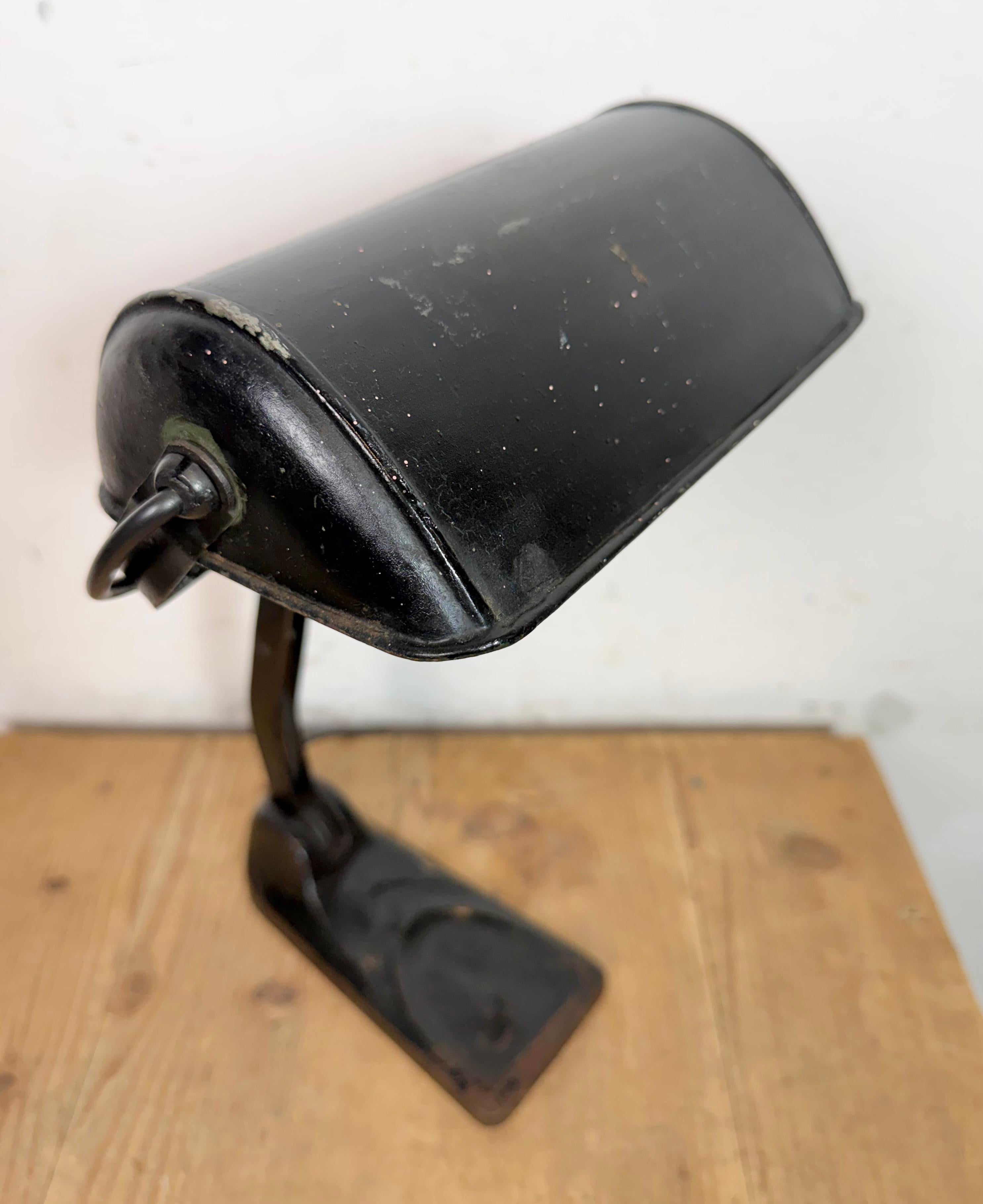 Vintage German Black Bank Lamp, 1930s en venta 8