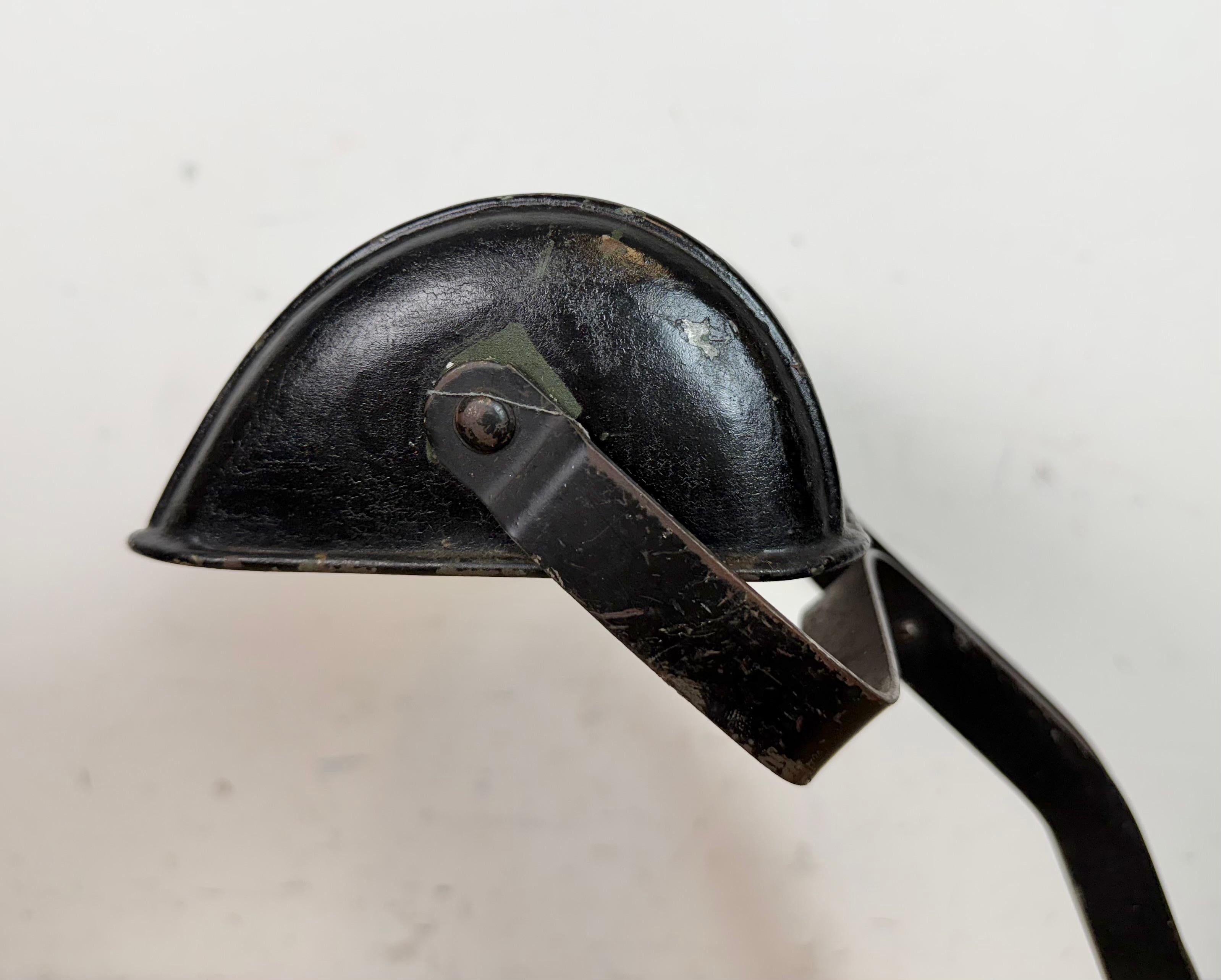 Vintage German Black Bank Lamp, 1930s Vaciado en venta