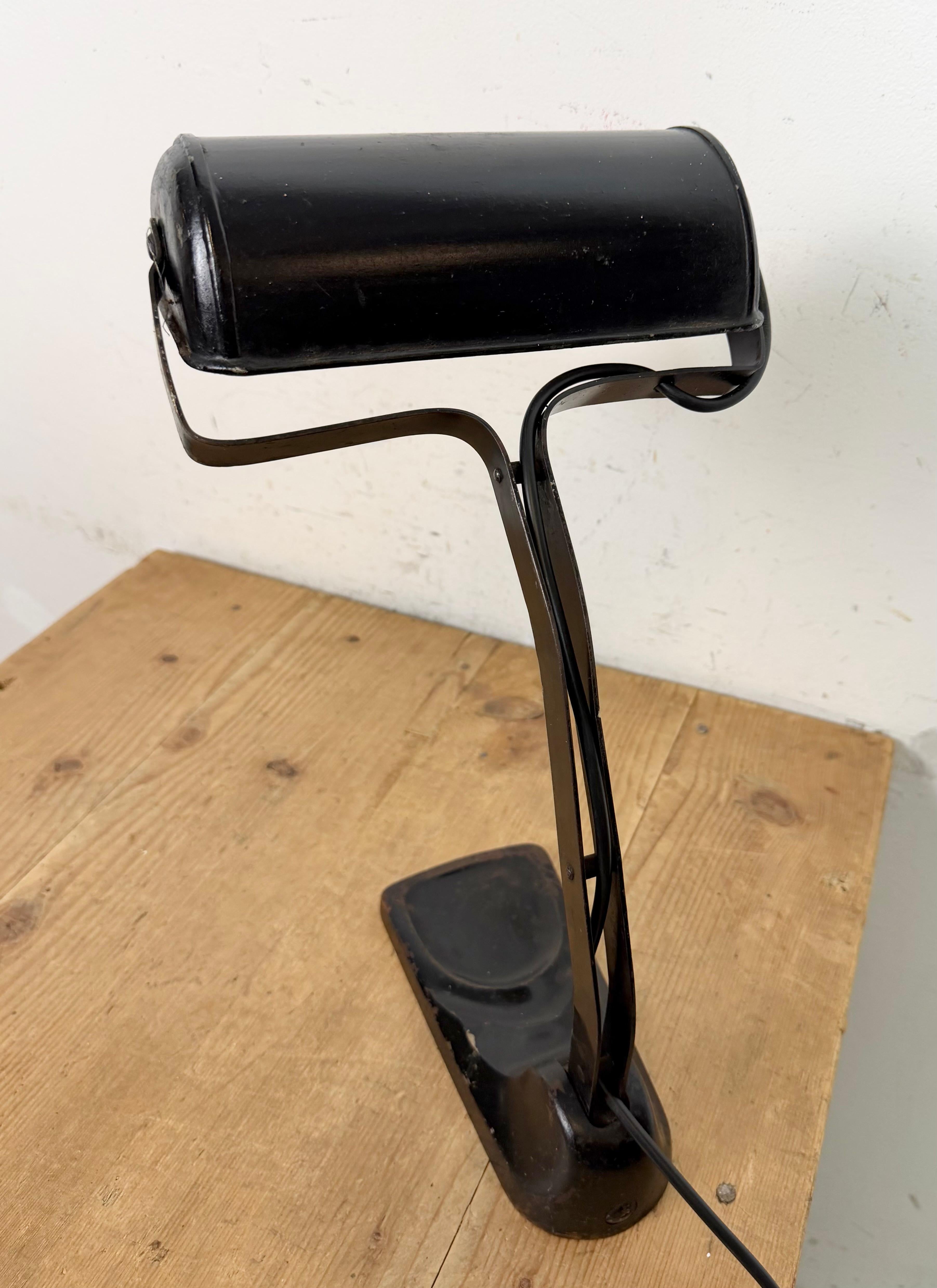 Vintage German Black Bank Lamp, 1930s siglo XX en venta