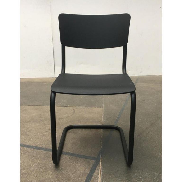 Silla Basculante Alemana Vintage S43 Negra de Mart Stam para Thonet en venta 5