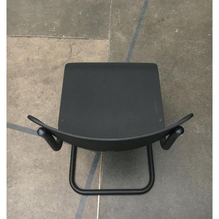 Silla Basculante Alemana Vintage S43 Negra de Mart Stam para Thonet Alemán en venta