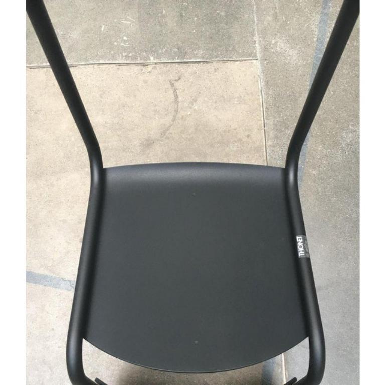 Silla Basculante Alemana Vintage S43 Negra de Mart Stam para Thonet Metal en venta