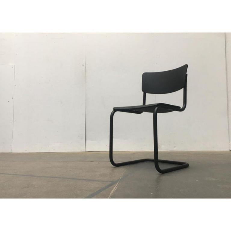 Silla Basculante Alemana Vintage S43 Negra de Mart Stam para Thonet en venta 1