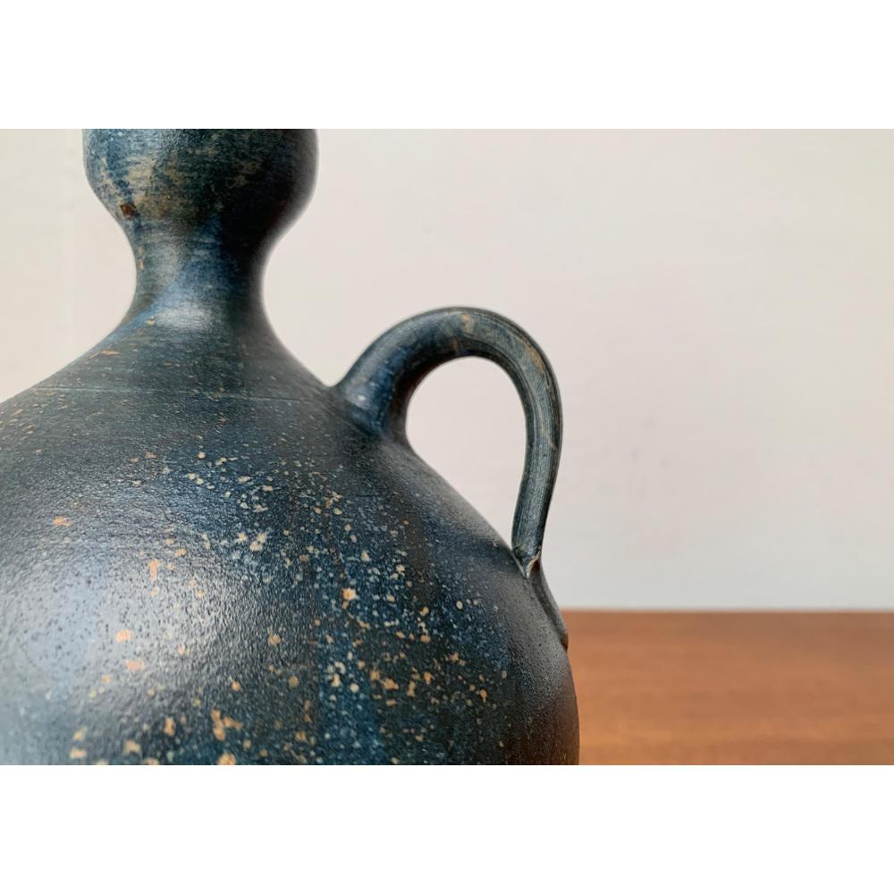 Deutsche Brutalistische Studio Pottery Karaffenvase von Gerhard Liebenthron, 1980 im Angebot 6