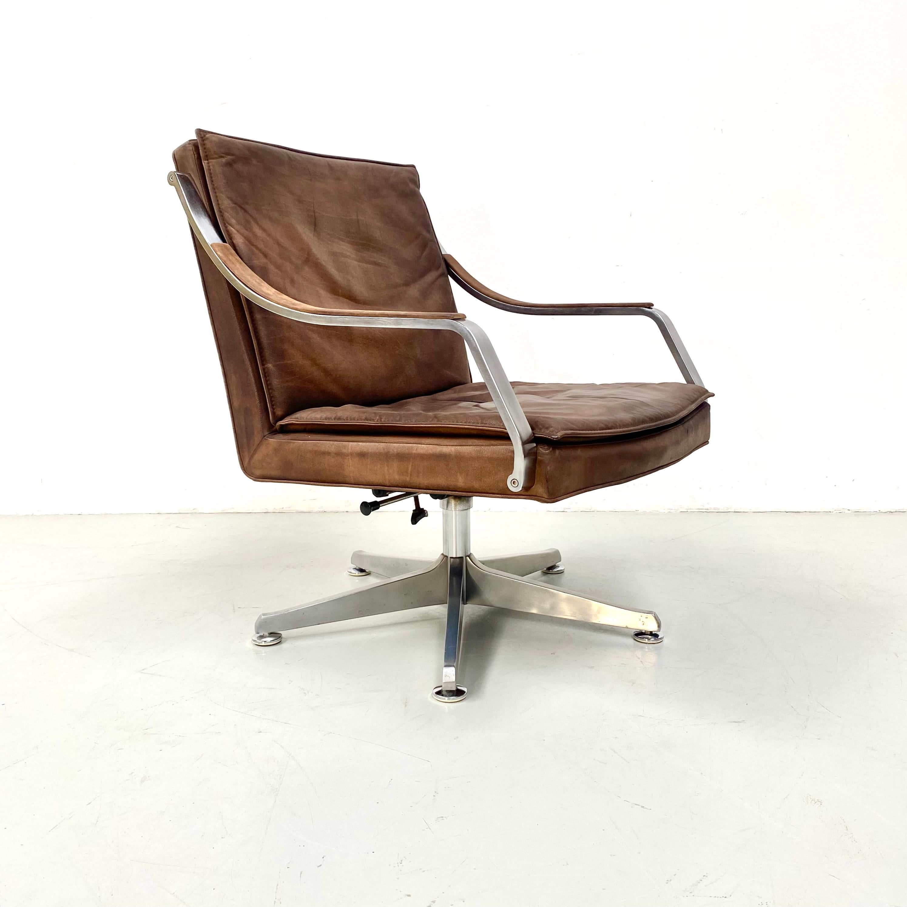 Aluminum Vintage German Cantilever Conference Chairs by  R. Glatzel for Knoll, 1980s.