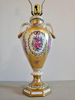 Lampada da tavolo in porcellana di Dresden Porcelain Amphora Vasiform d'epoca Carl Thieme