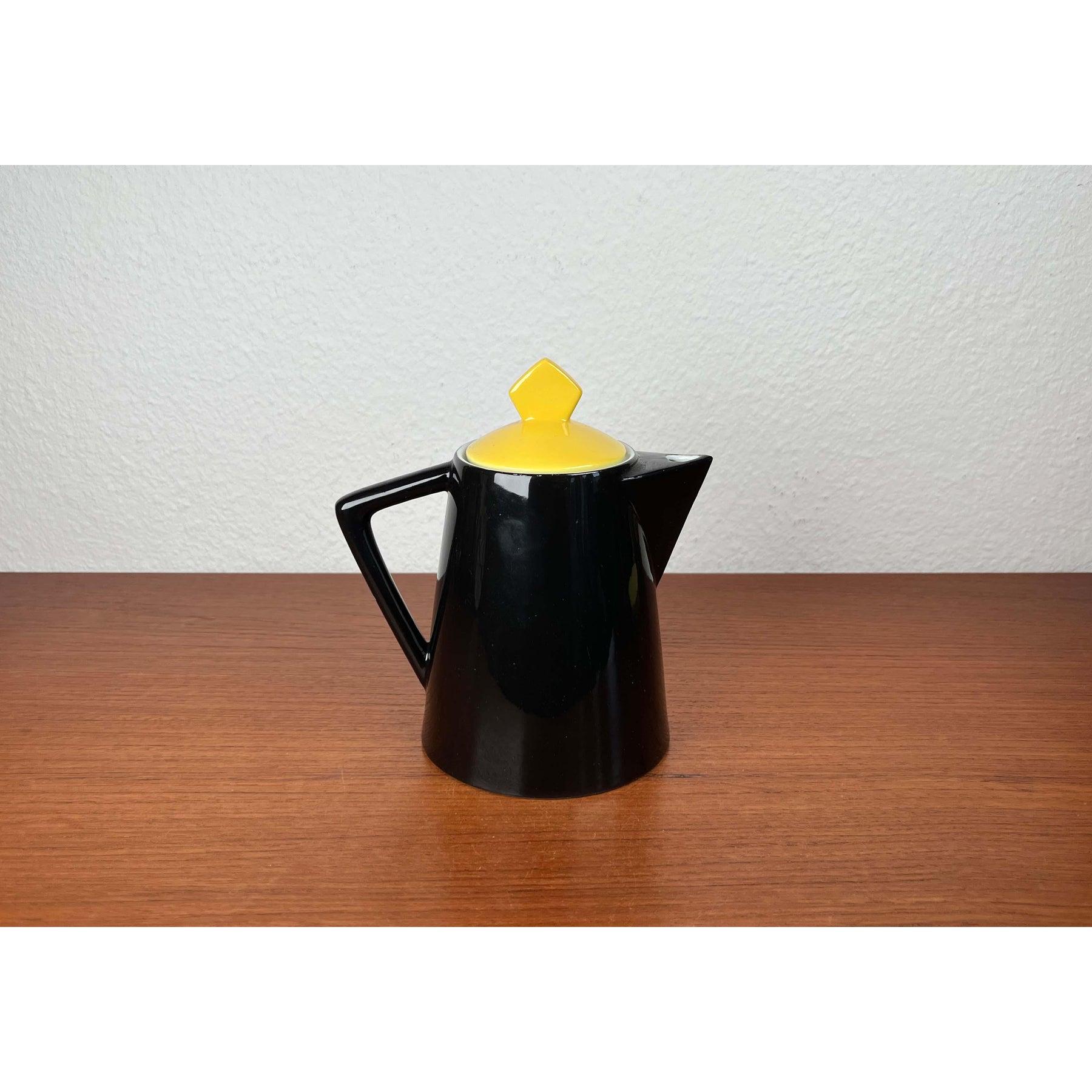 Postmoderno Caffettiera in ceramica tedesca vintage di Könitz in vendita