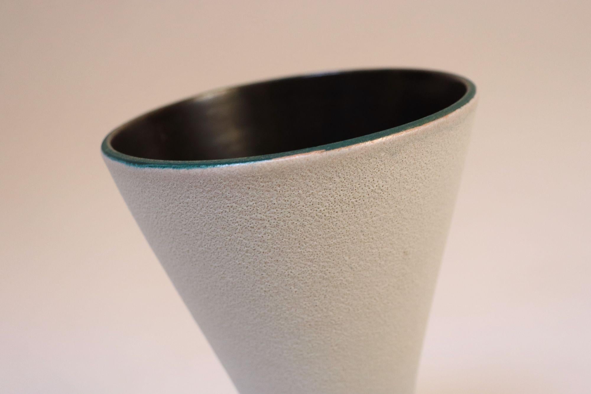 Deutsche Diabolo-Vase und Schale aus Keramik in Teal und Weiß von Steuler, Vintage im Angebot 6