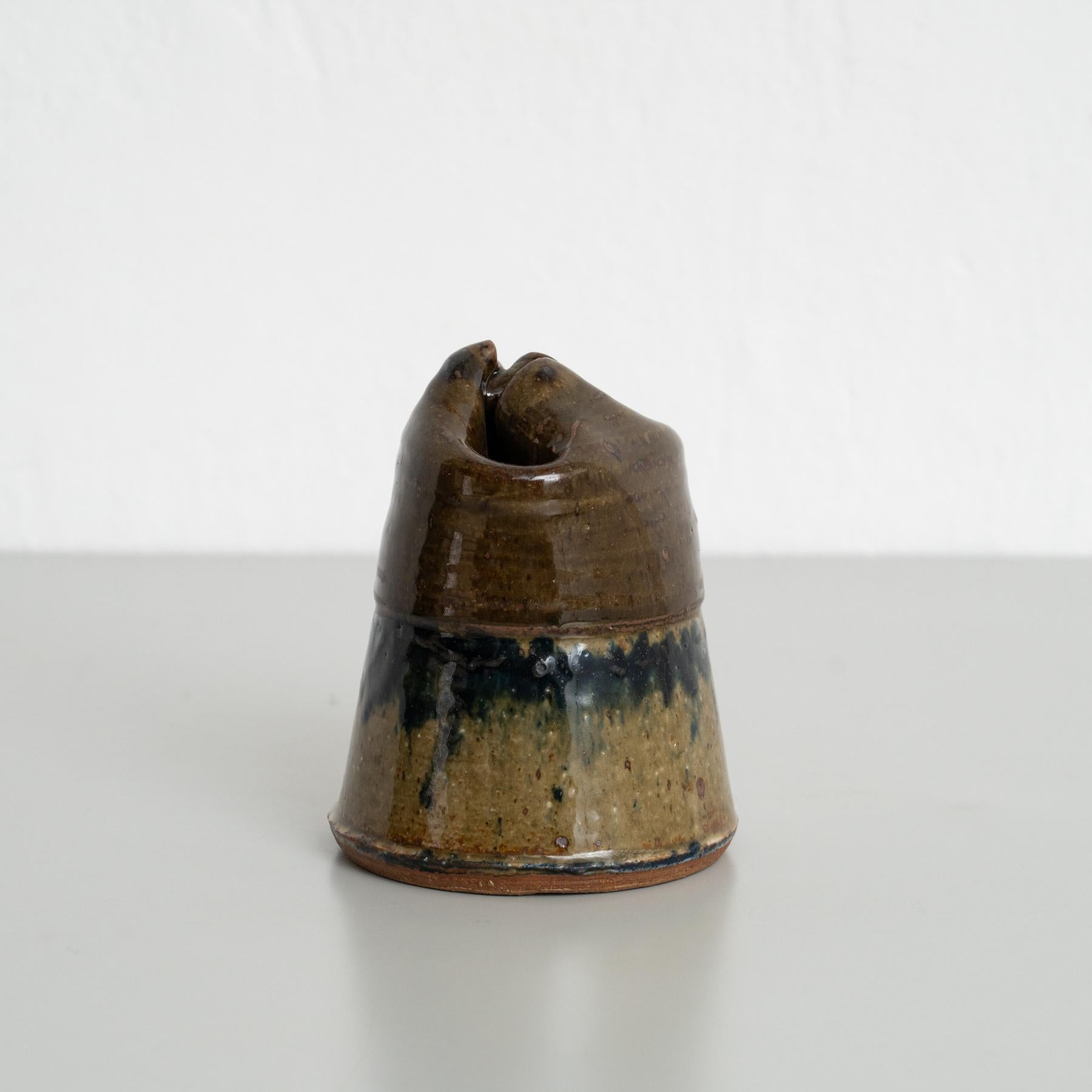 Tedesco Vaso in ceramica tedesca d'epoca, firmato e datato 1974 in vendita