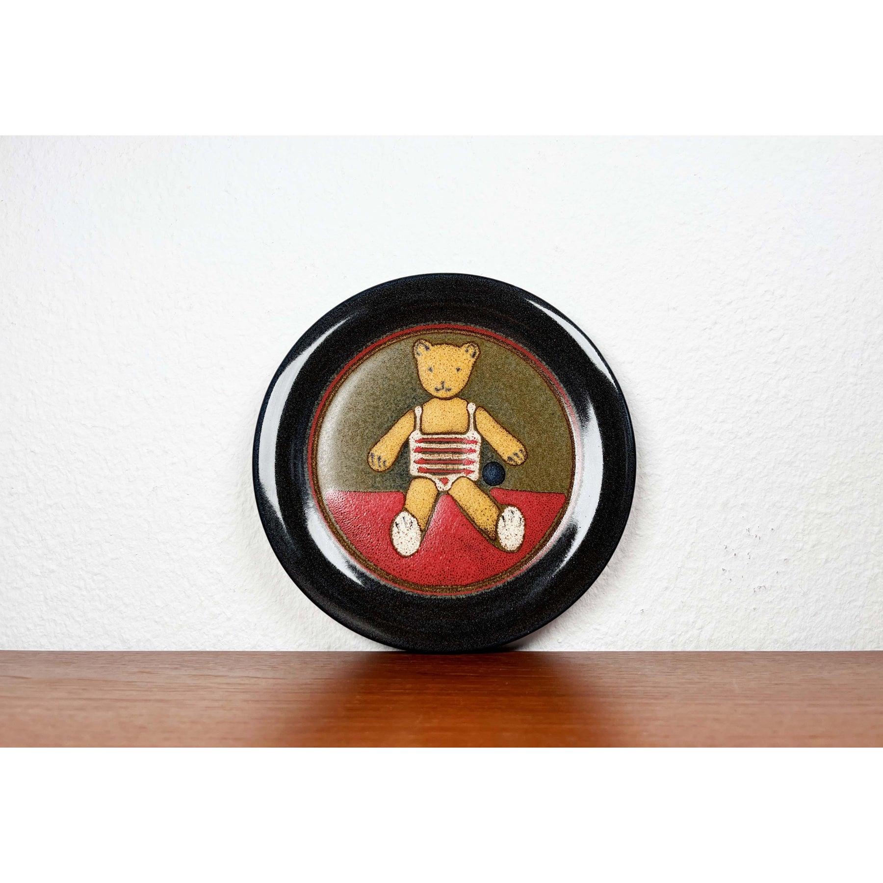 Vintage-Wandteller aus deutscher Keramik mit Teddybär-Design, 1970er Jahre im Zustand „Gut“ im Angebot in Hamburg, DE