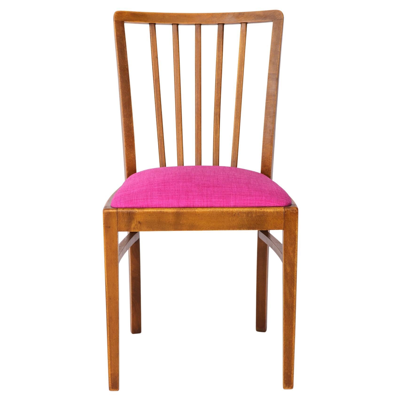 Vintage German Chair – 1950s Beech Wood – Magenta Upholstery – Mid-Century Moder For Sale