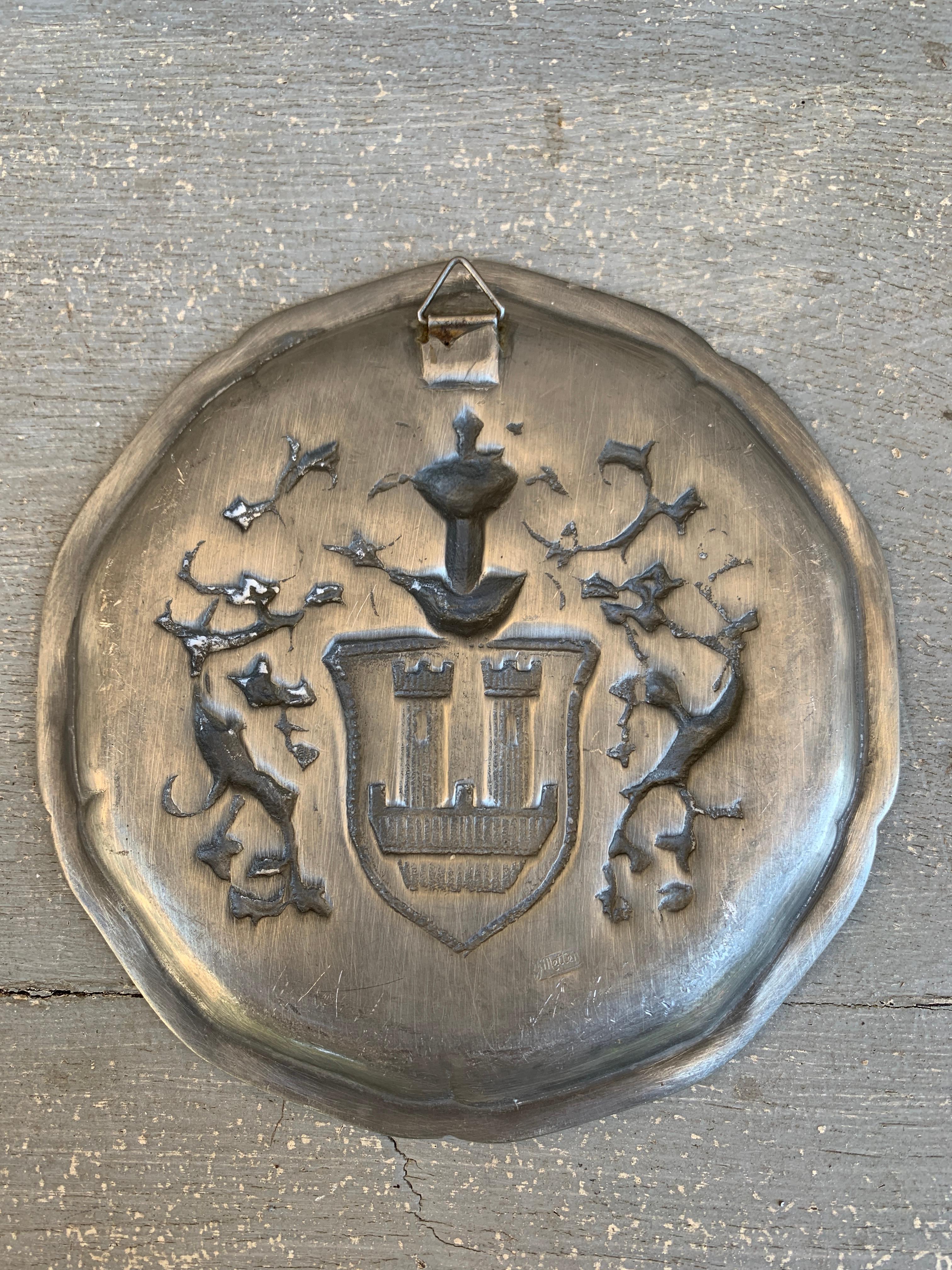 Vintage Deutsch Wappen Heraldik Zinn Wandteller im Angebot 1