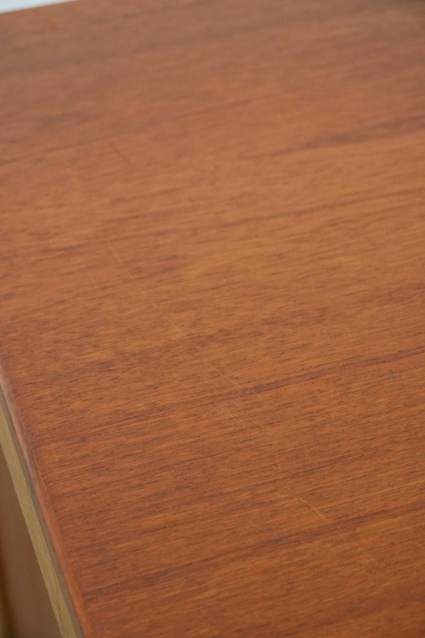 Scrivania tedesca d'epoca di Hartmut Lohmeyer per Wilkhahn con 6 cassetti in vendita 4