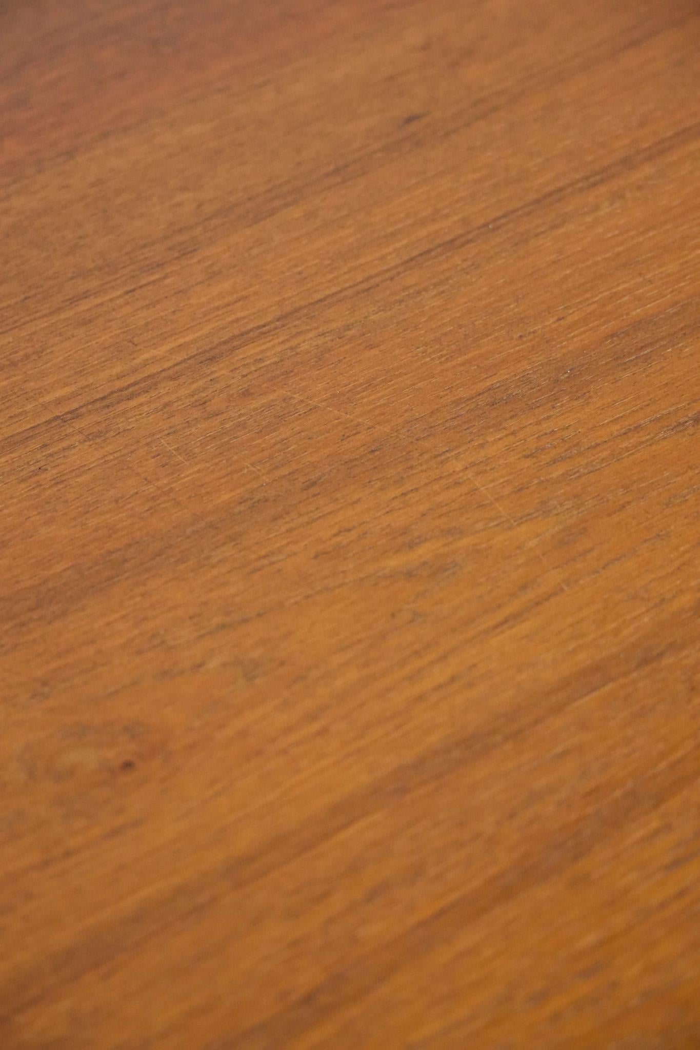 Scrivania tedesca d'epoca di Hartmut Lohmeyer per Wilkhahn con 6 cassetti in vendita 5