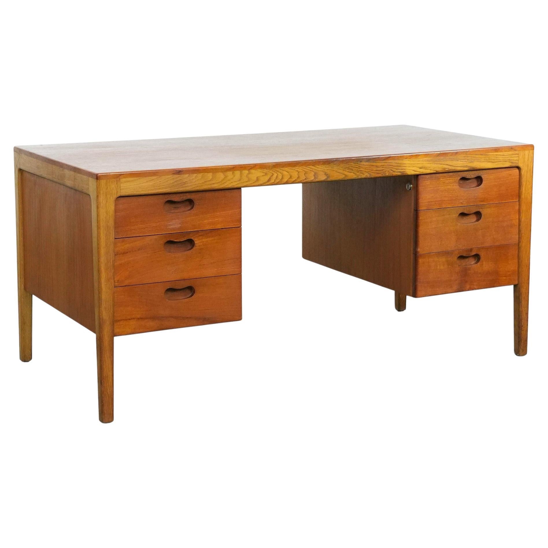 Scrivania tedesca d
epoca di Hartmut Lohmeyer per Wilkhahn con 6 cassetti in vendita