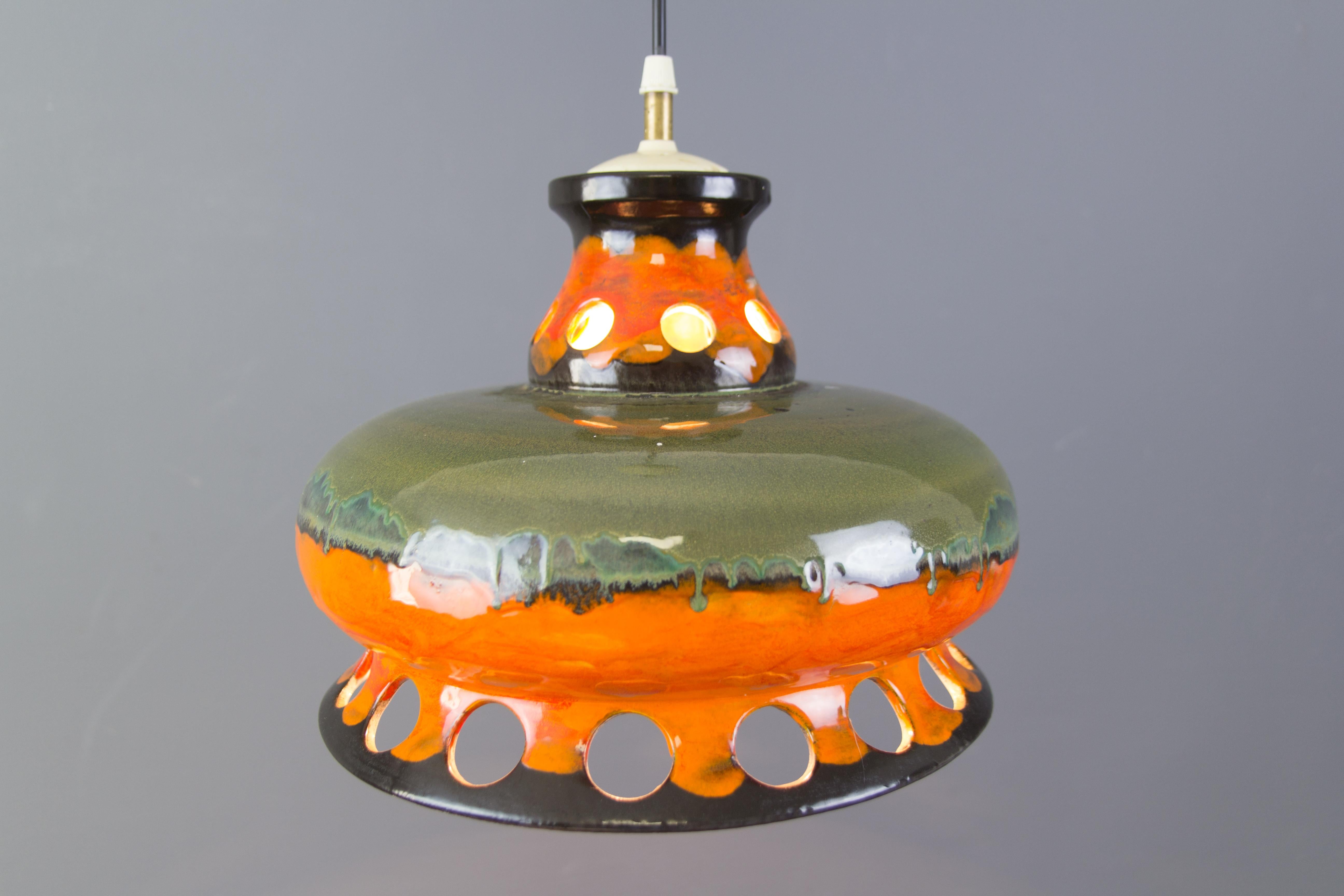 Deutsche Fat Lava-Hängelampe aus Keramik in Orange, Grün und Schwarz, 1960er Jahre im Angebot 10