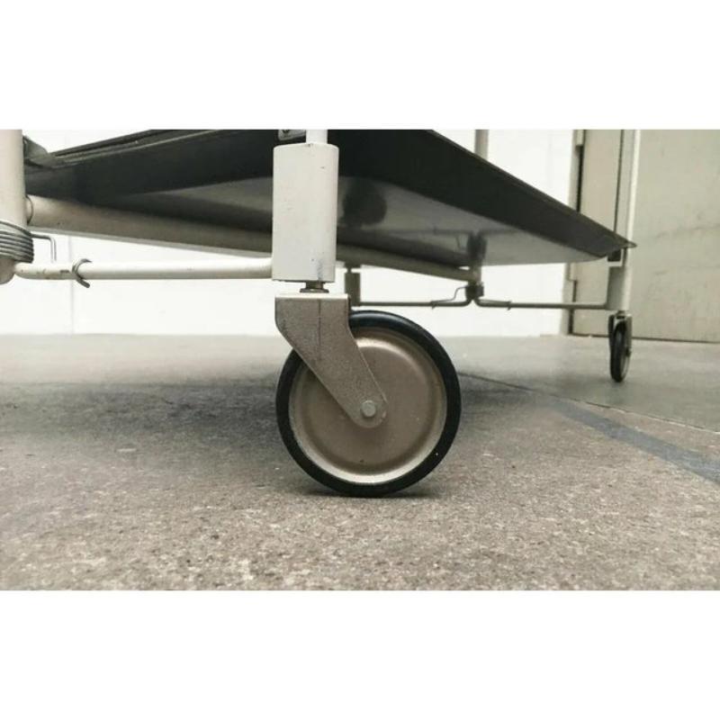 Chariot de service pliable, bar ou table d'appoint allemande vintage, 1970 en vente 1