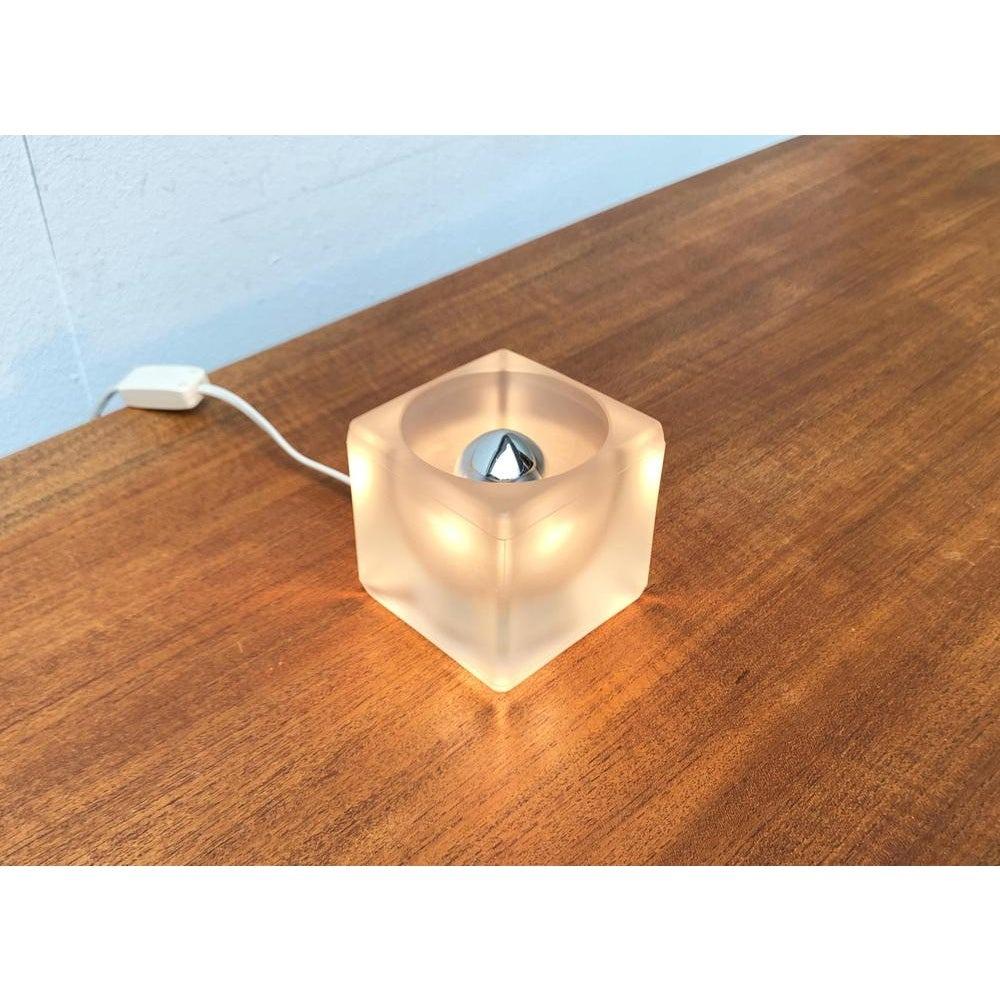 Lámpara de sobremesa vintage alemana de cristal Ta 14 cubos de Peill & Putzler, años 70 en venta 6